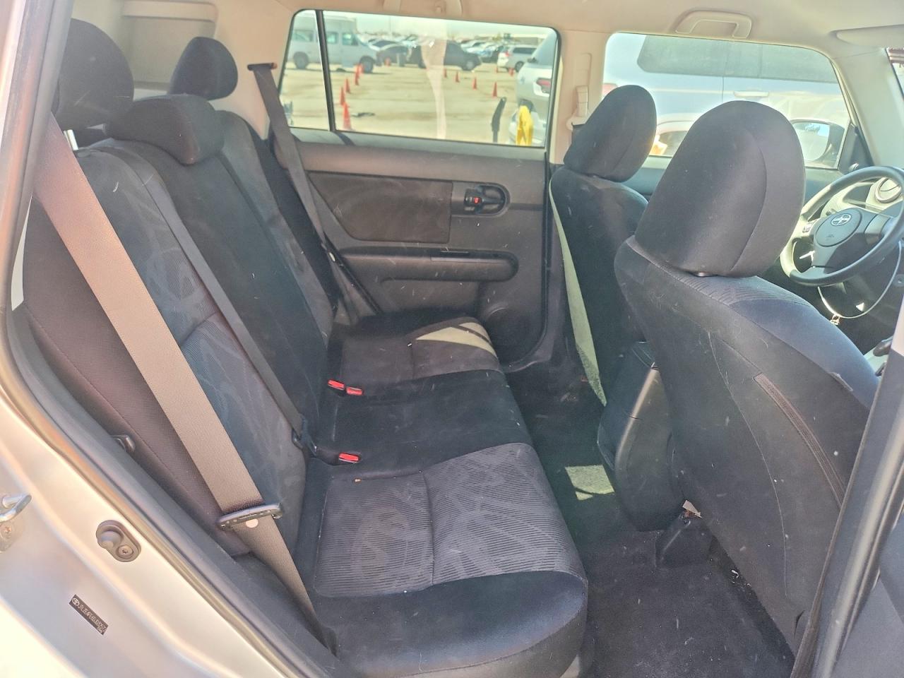 2013 Toyota Scion Xb White vin: JTLZE4FE6DJ032572