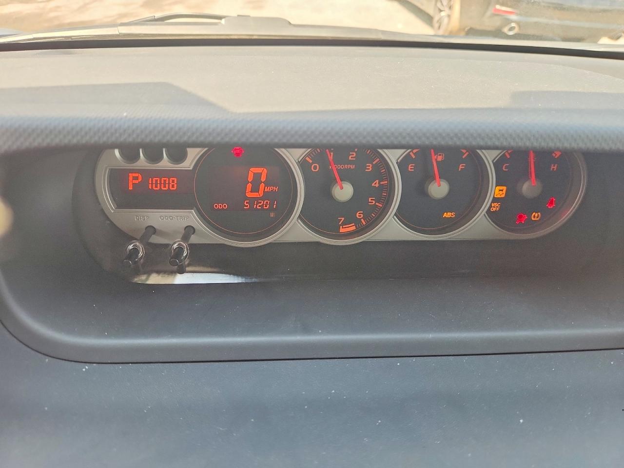 2010 Toyota Scion Xb Silver vin: JTLZE4FE7A1101412