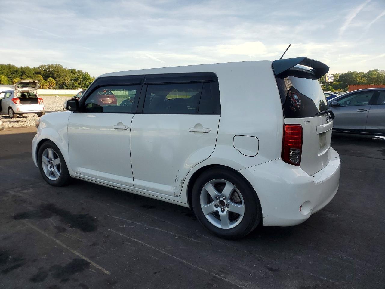 2011 Toyota Scion Xb White vin: JTLZE4FE7B1120060