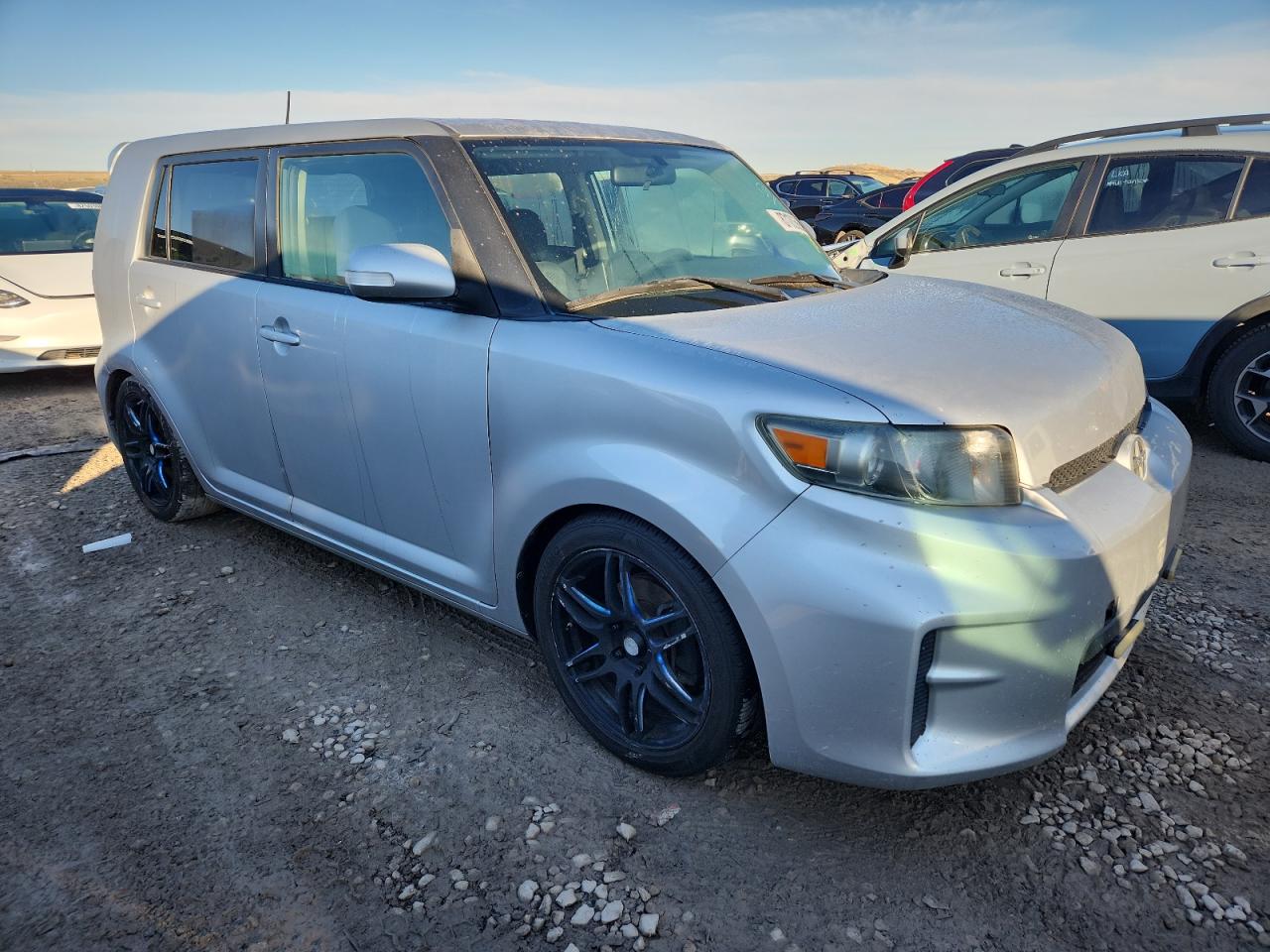 2011 Toyota Scion Xb Silver vin: JTLZE4FE7B1129308