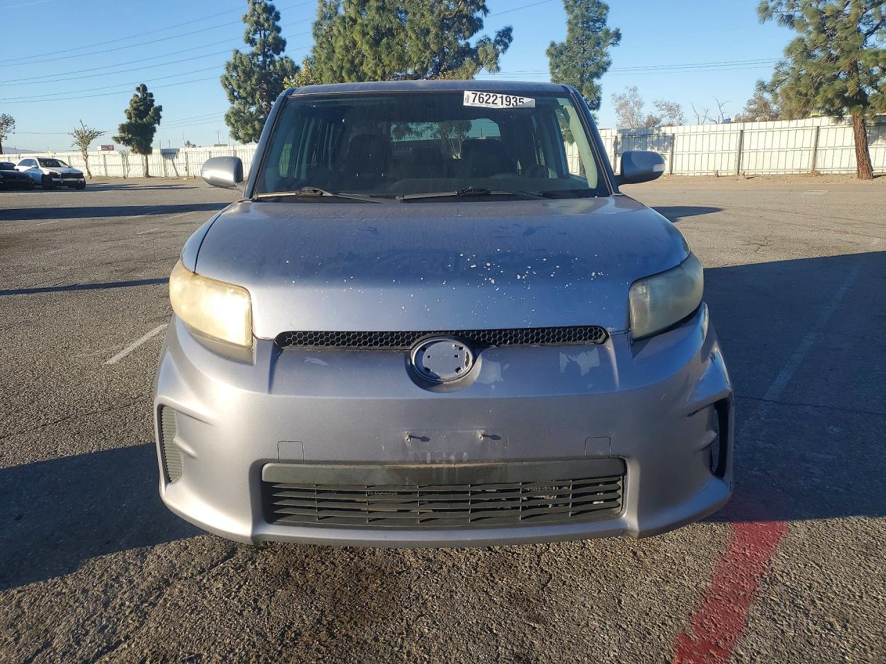 2011 Toyota Scion Xb Gray vin: JTLZE4FE7B1130104