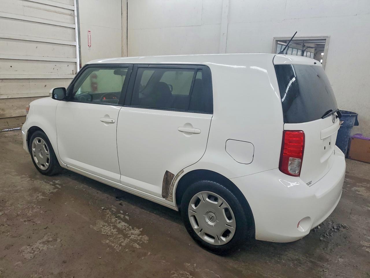 2011 Toyota Scion Xb White vin: JTLZE4FE7B1136629