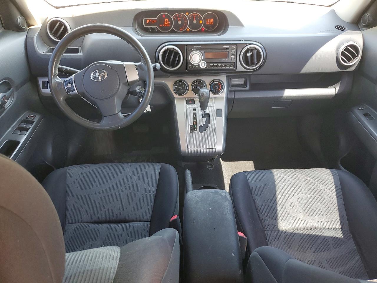 2011 Toyota Scion Xb Purple vin: JTLZE4FE7B1136694