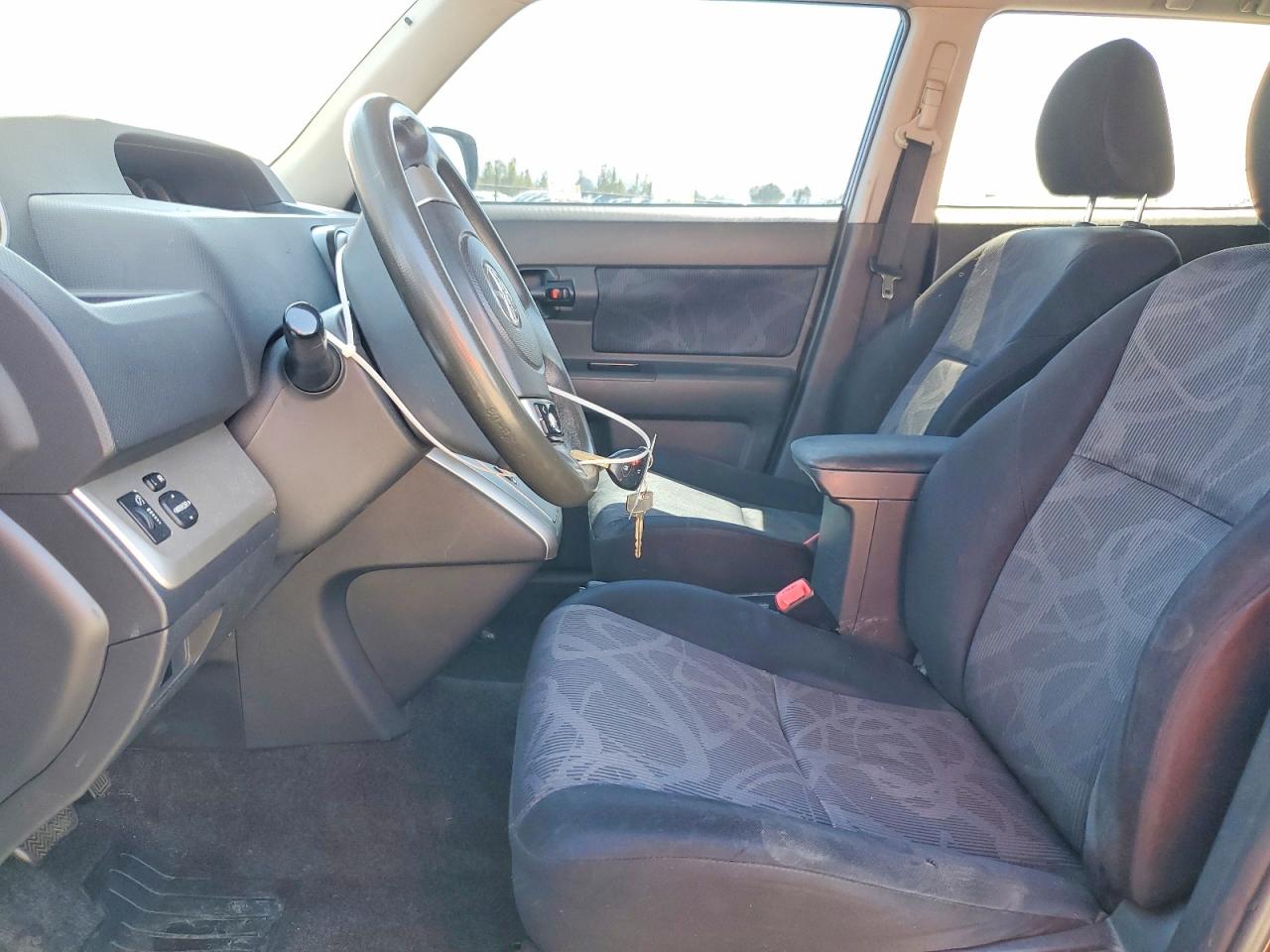 2011 Toyota Scion Xb Purple vin: JTLZE4FE7B1136694