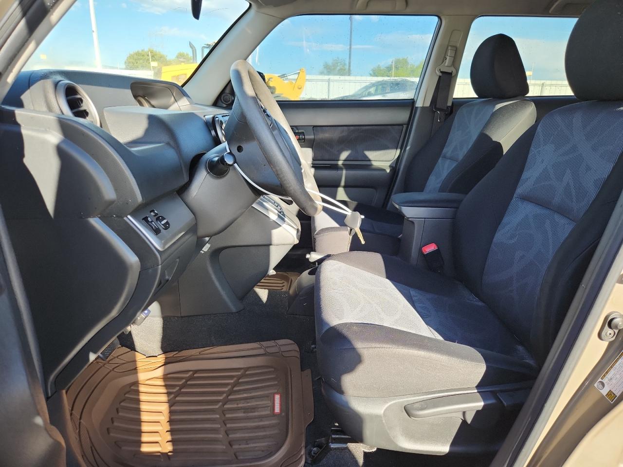2011 Toyota Scion Xb Brown vin: JTLZE4FE7B1138851