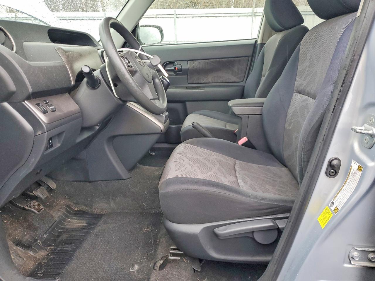 2013 Toyota Scion Xb Silver vin: JTLZE4FE7DJ039241