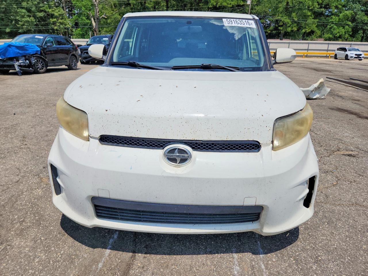2011 Toyota Scion Xb White vin: JTLZE4FE8B1119919
