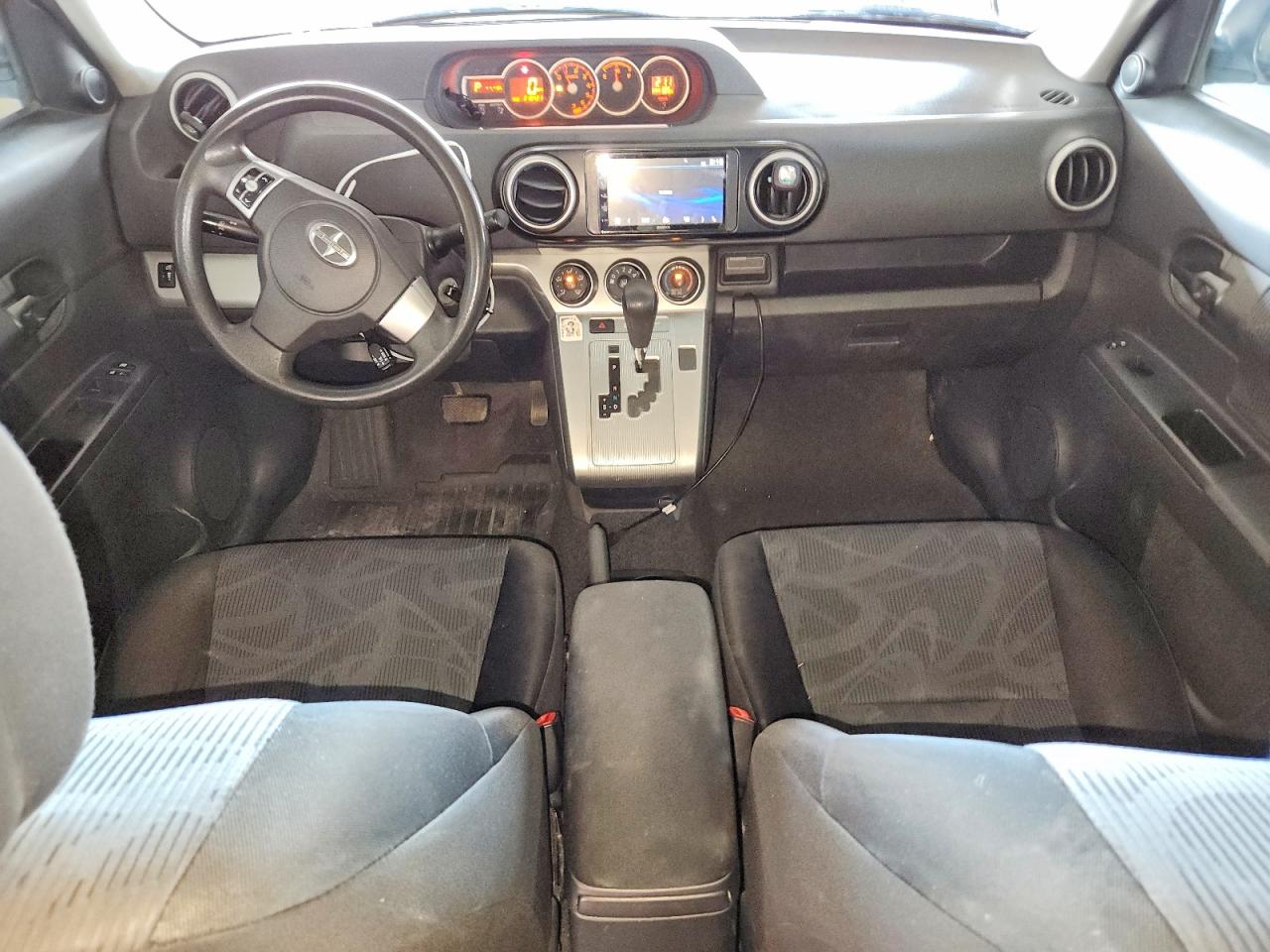 2011 Toyota Scion Xb White vin: JTLZE4FE8B1121654