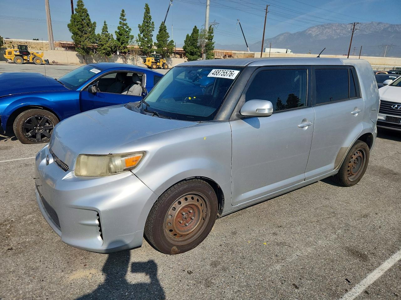 2011 Toyota Scion Xb Silver vin: JTLZE4FE8B1137546