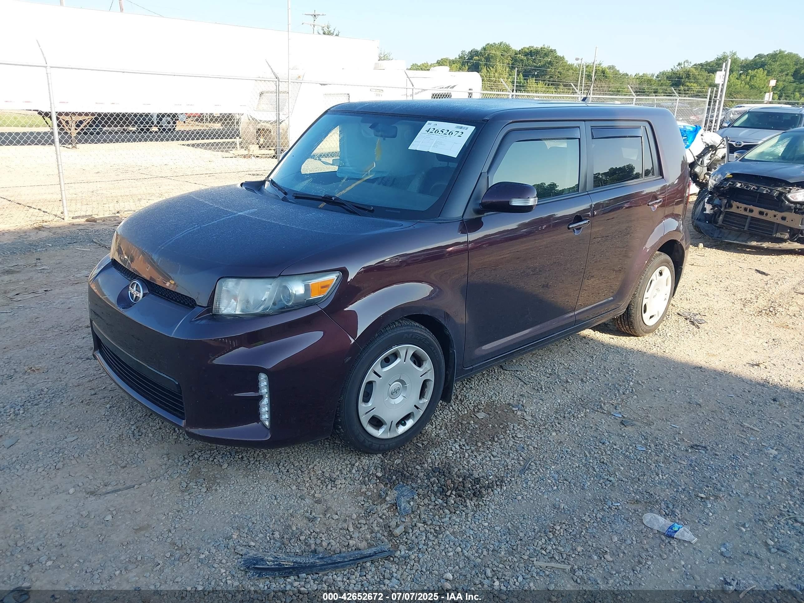 2014 Scion Xb   Burgundy vin: JTLZE4FE8EJ053862