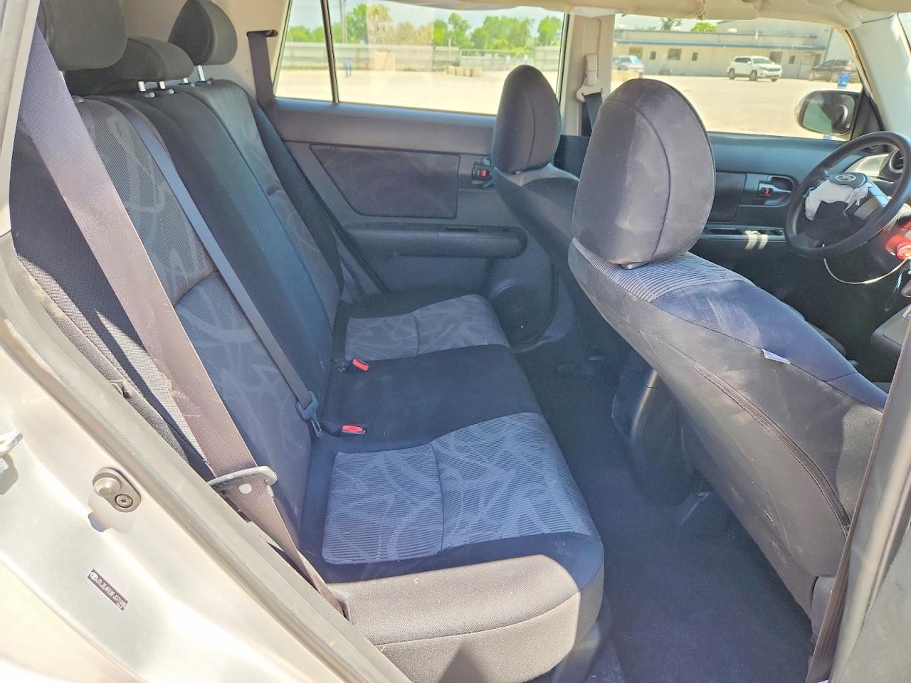 2015 Toyota Scion Xb Silver vin: JTLZE4FE8FJ071988