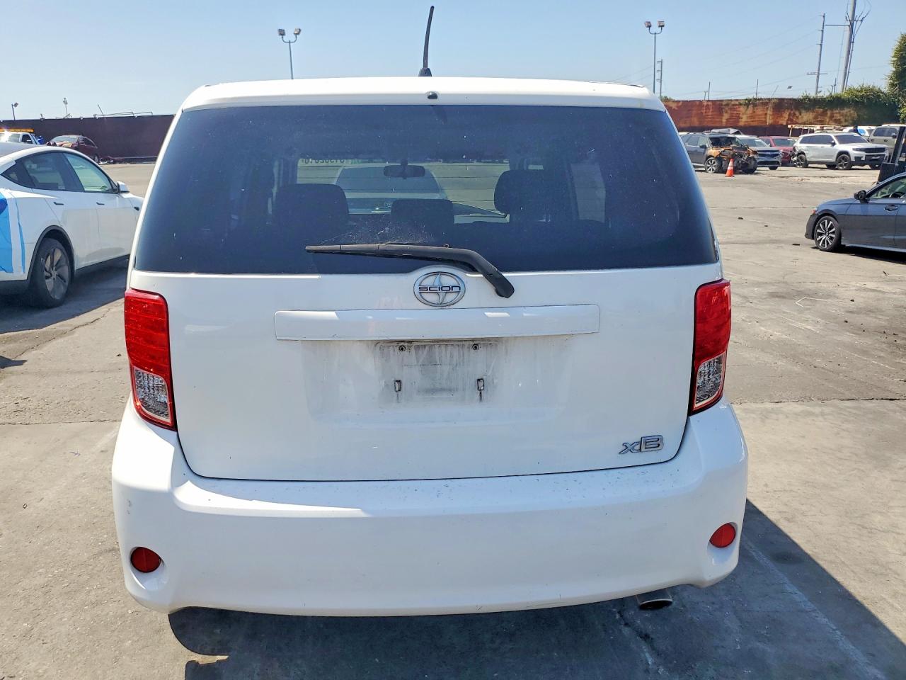 2011 Toyota Scion Xb Белый vin: JTLZE4FE9B1122196