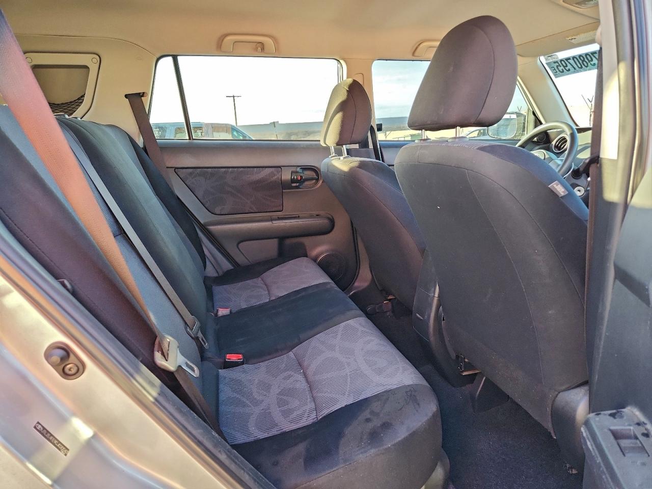 2012 Toyota Scion Xb Silver vin: JTLZE4FE9CJ020043