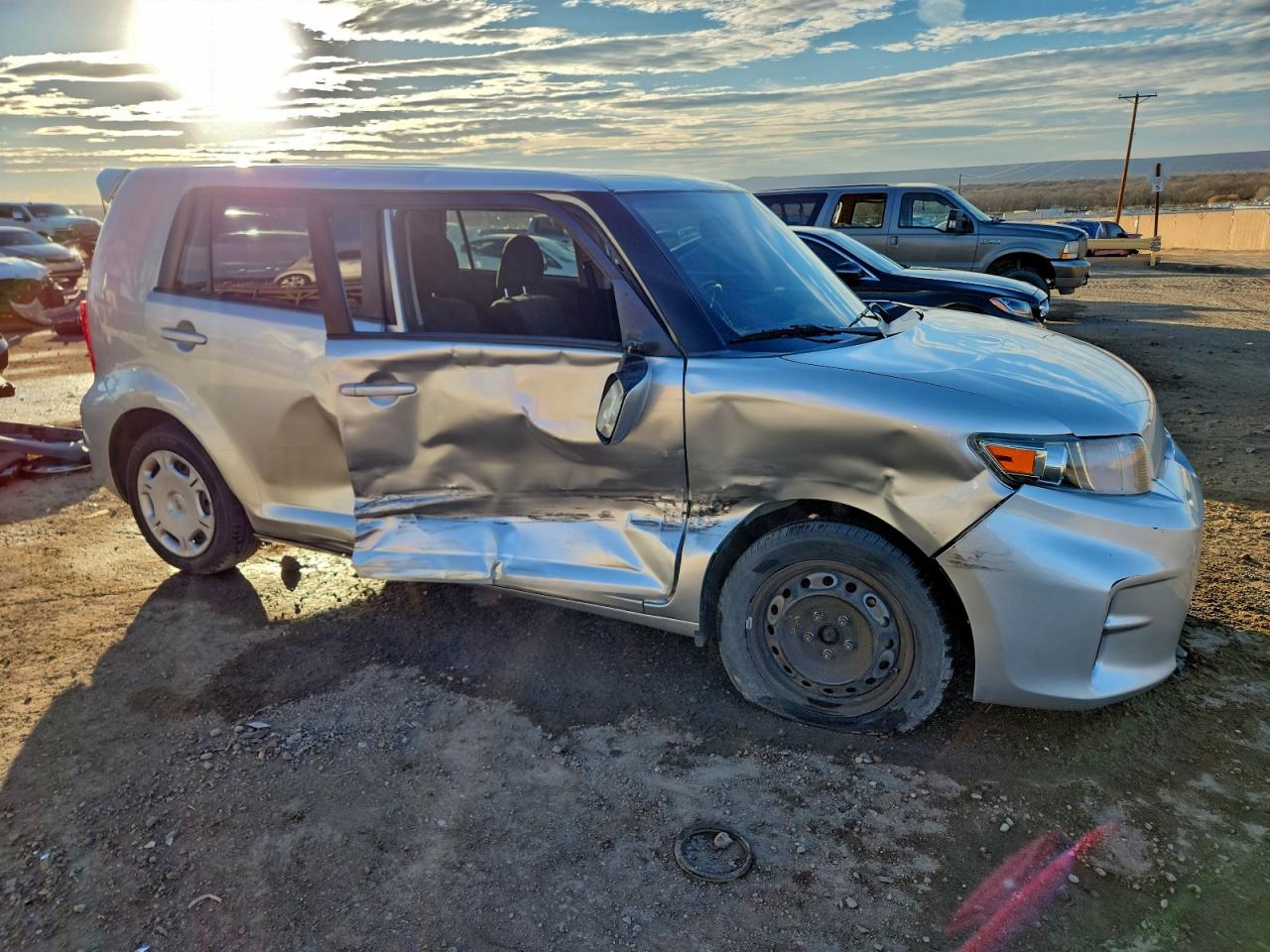 2012 Toyota Scion Xb Silver vin: JTLZE4FE9CJ020043