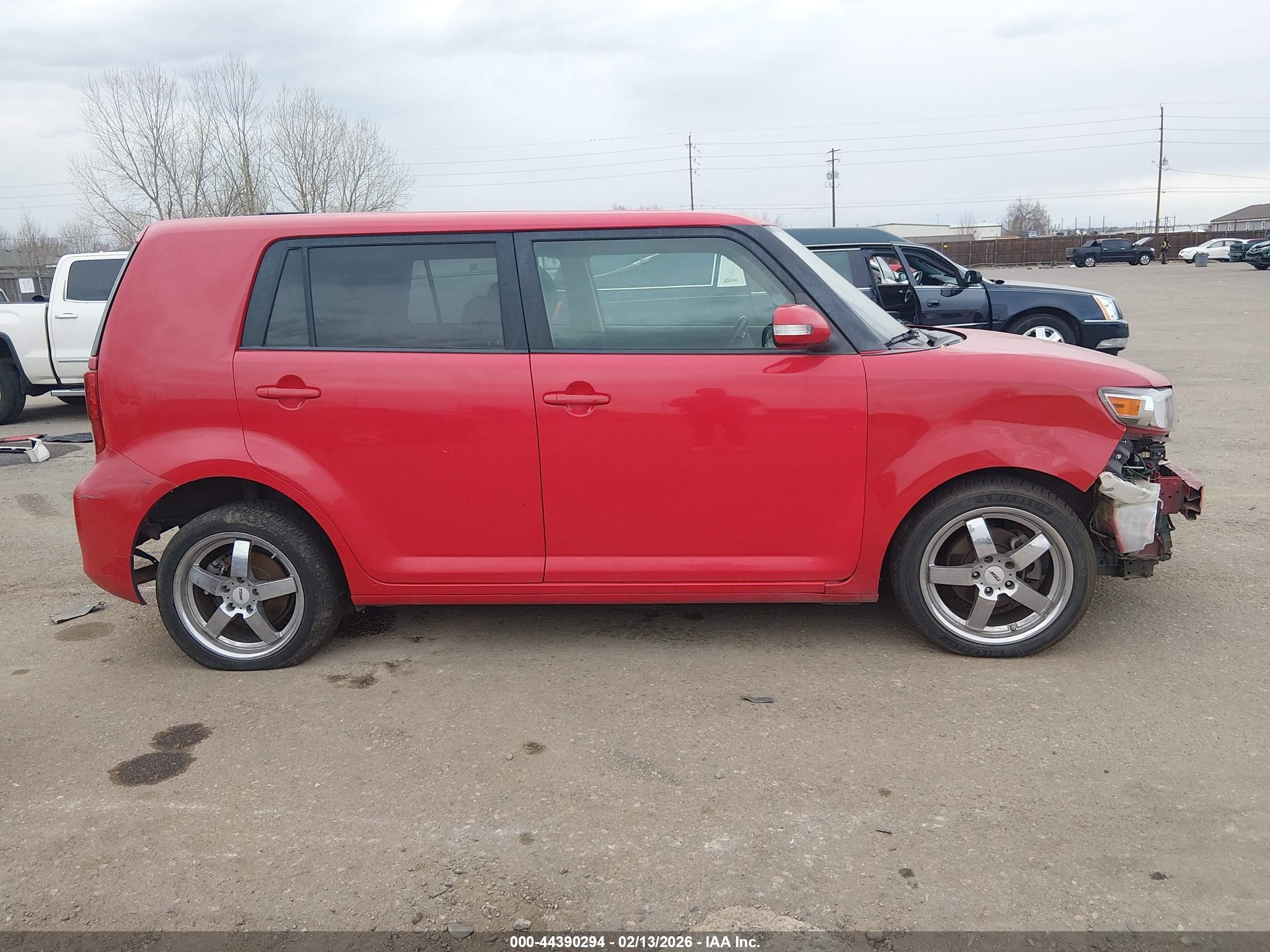 2013 Scion Xb   Red vin: JTLZE4FE1DJ042491