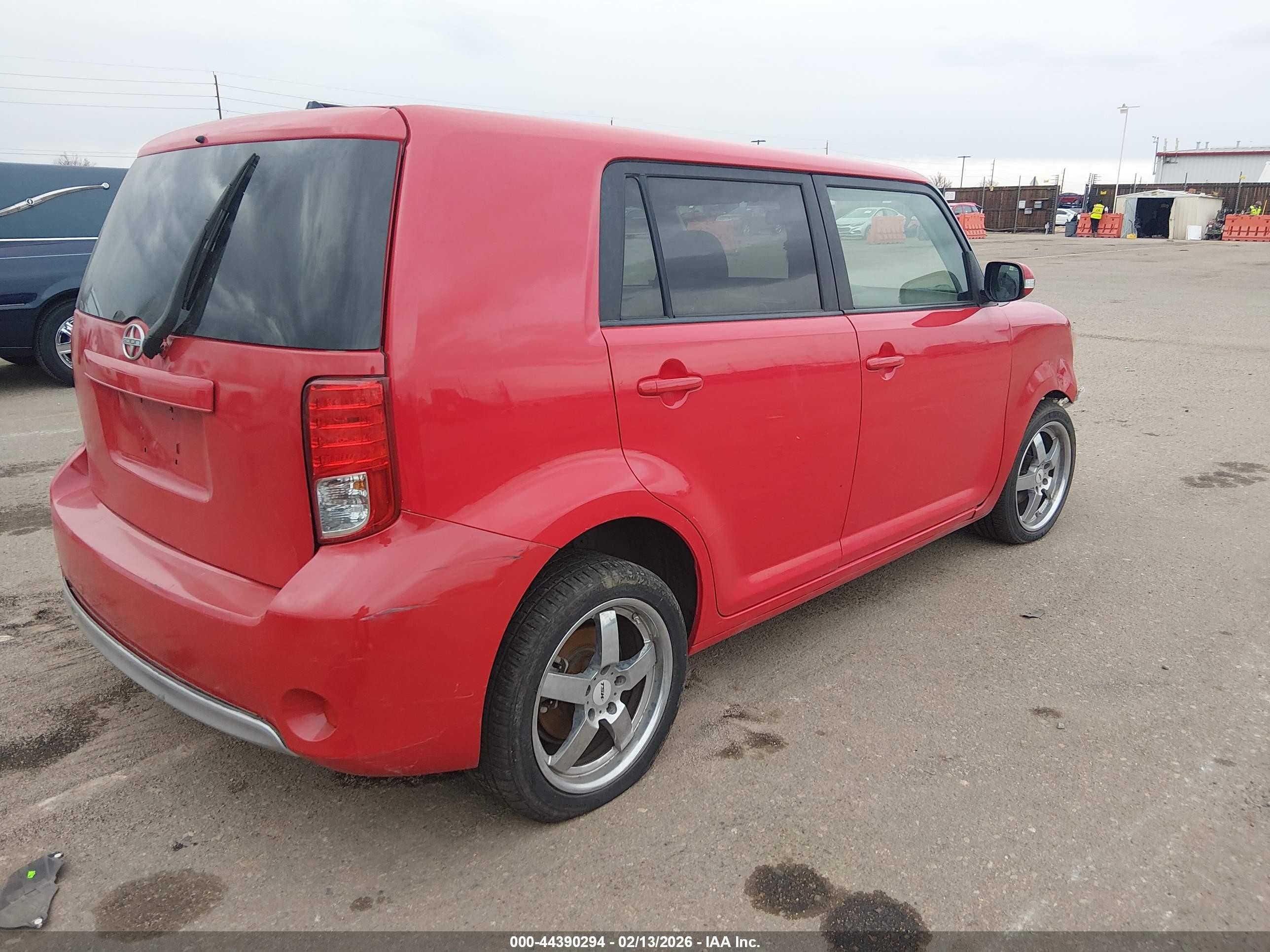 2013 Scion Xb   Red vin: JTLZE4FE1DJ042491