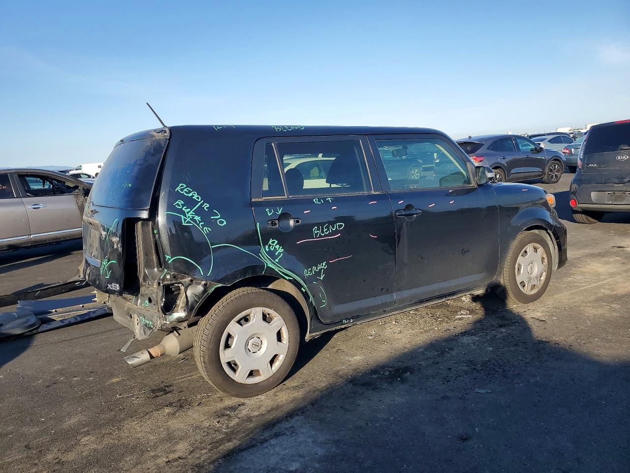 2014 Toyota Scion Xb Black vin: JTLZE4FEXEJ063244