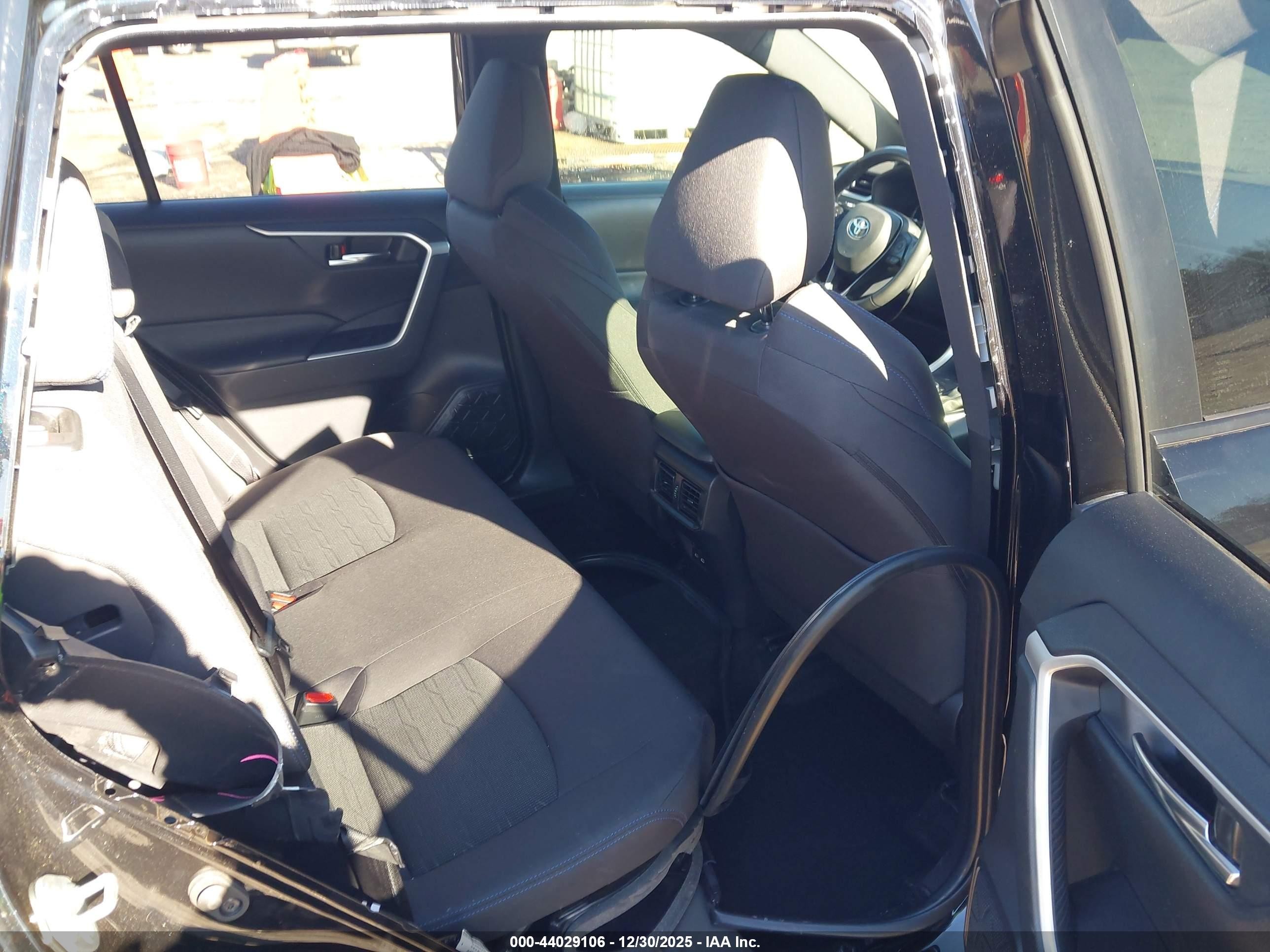 2023 Toyota Rav4 Hybrid Se Black vin: JTM16RFV6PJ039464