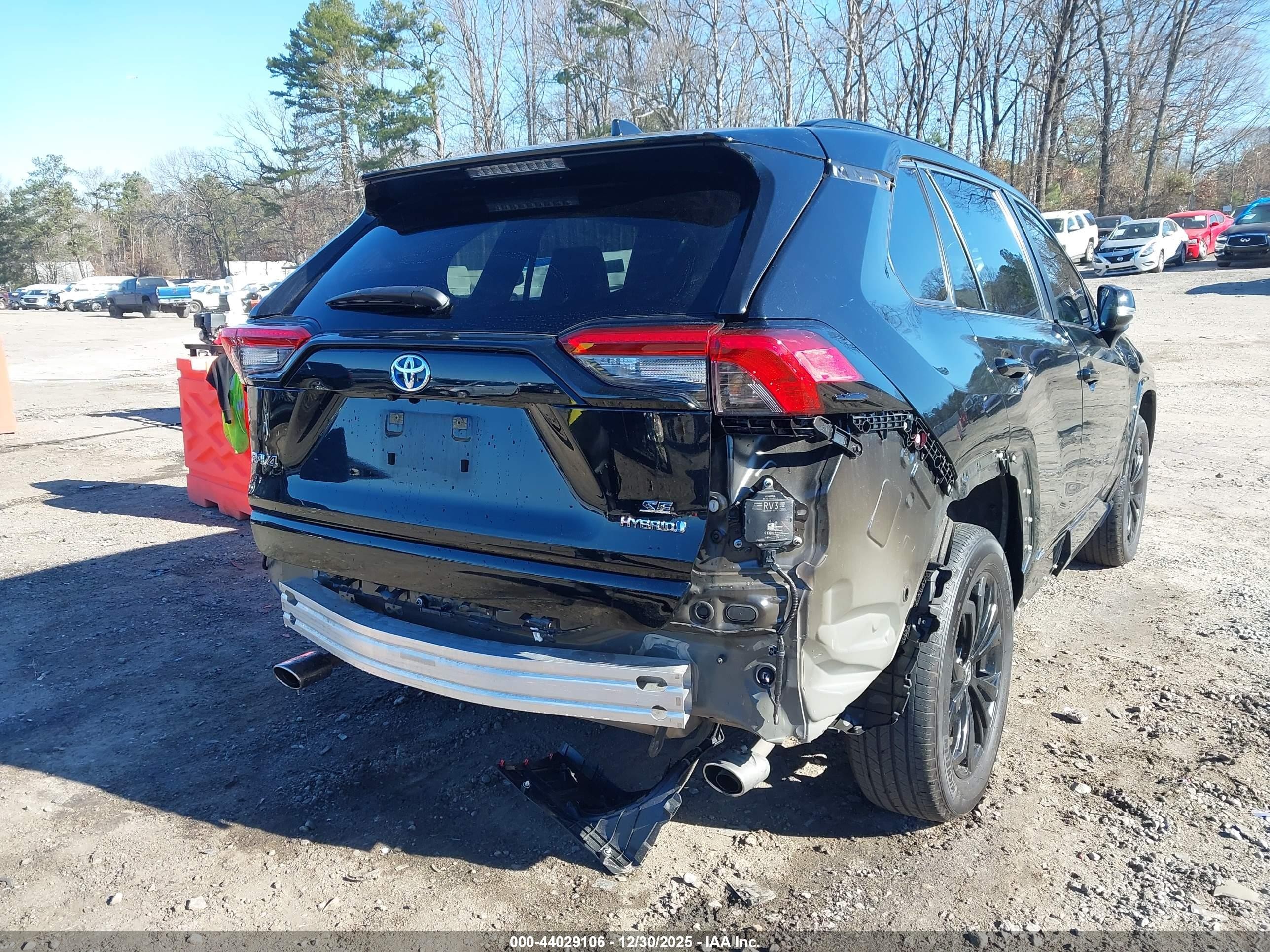 2023 Toyota Rav4 Hybrid Se Black vin: JTM16RFV6PJ039464
