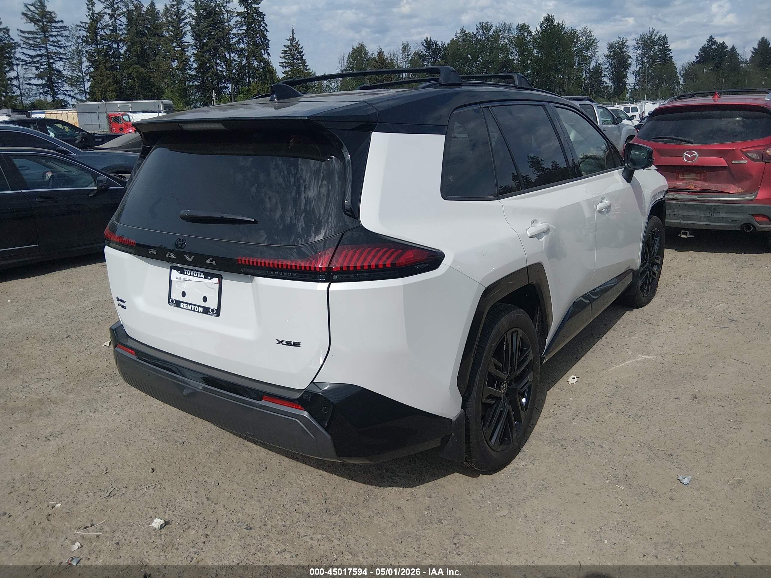 2026 Toyota Rav4 Xse White vin: JTM6CRAV6TD006432