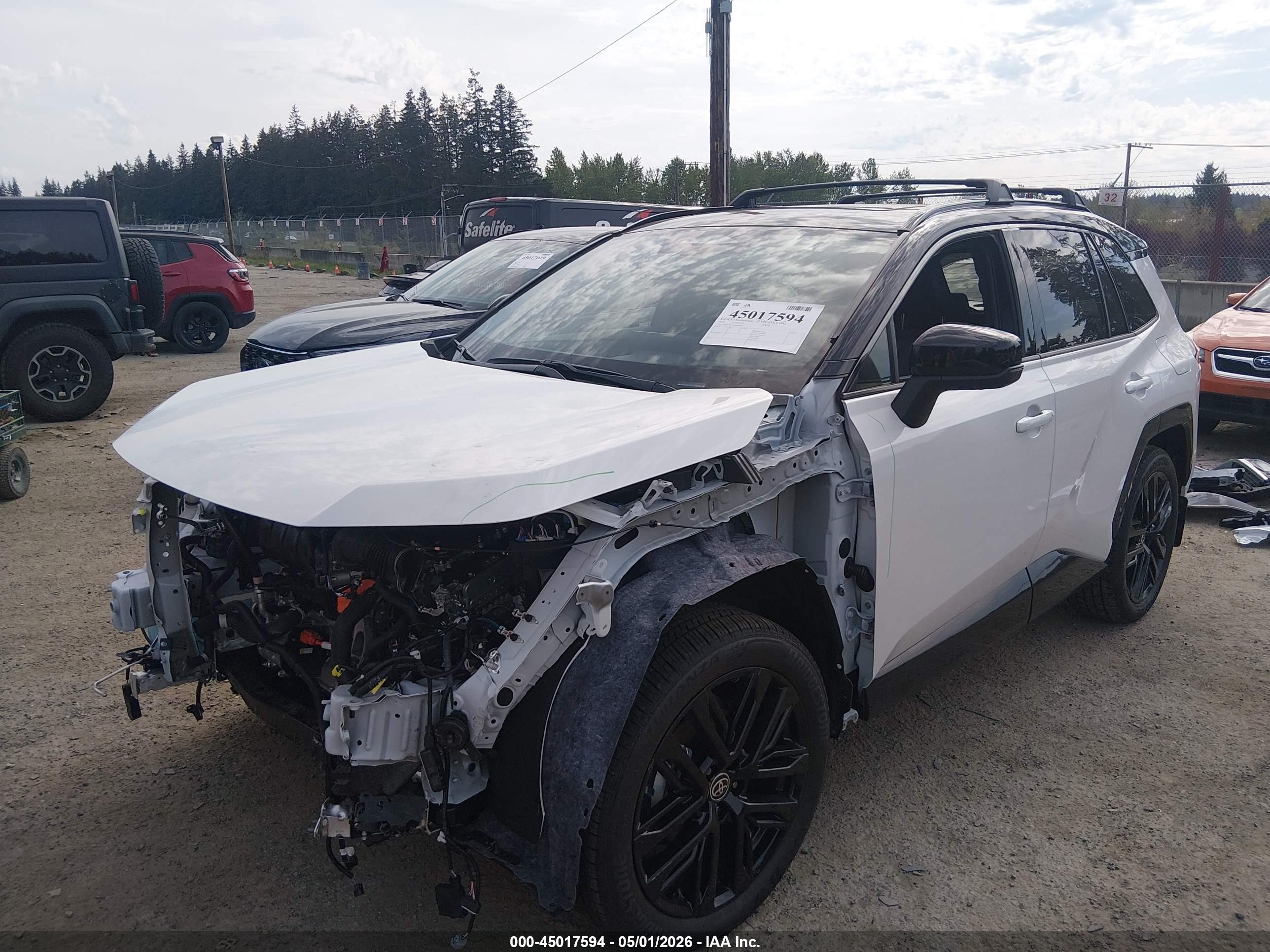2026 Toyota Rav4 Xse White vin: JTM6CRAV6TD006432