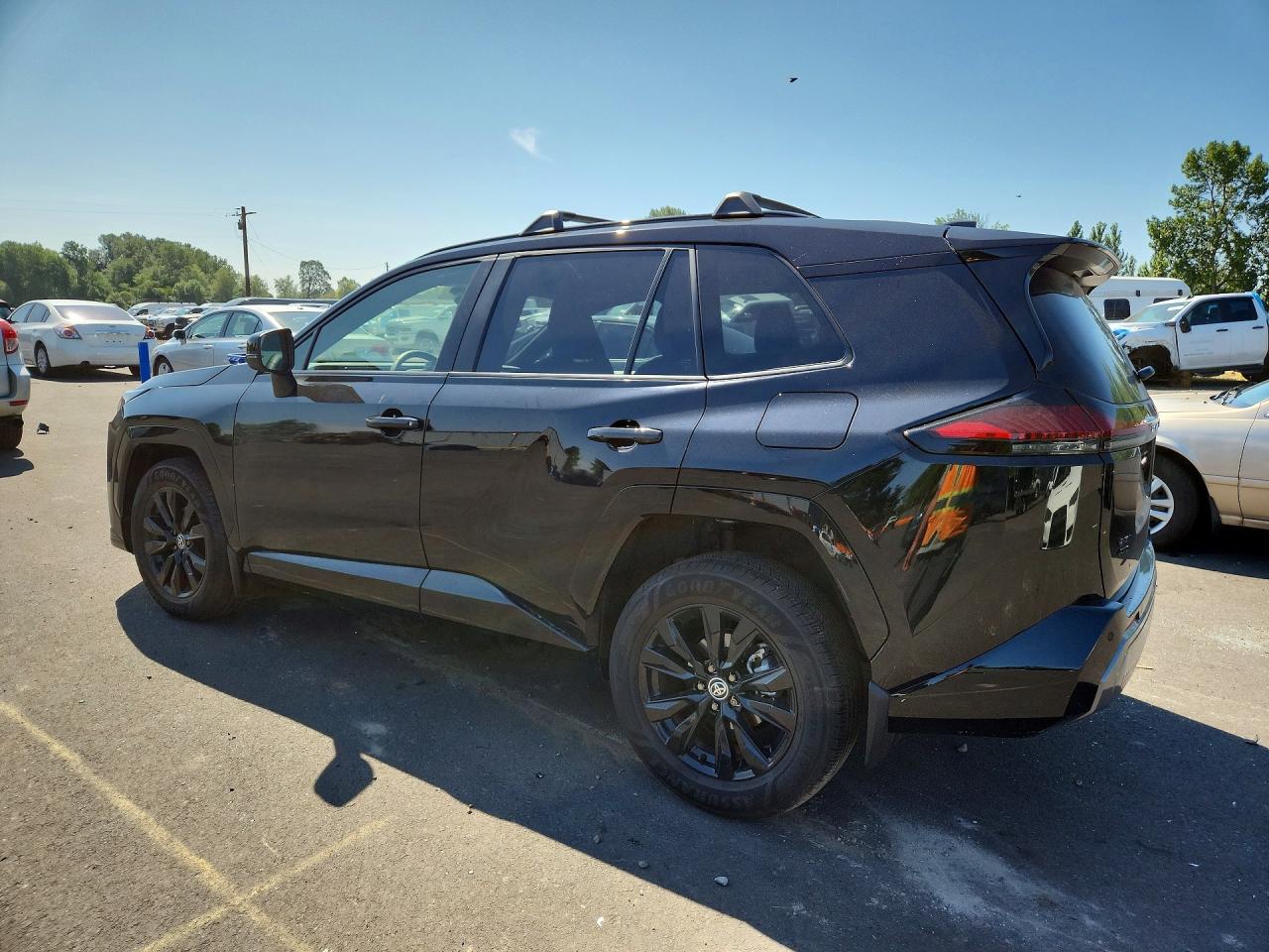 2026 Toyota Rav4 Se Black vin: JTM6CRAV7TJ003394