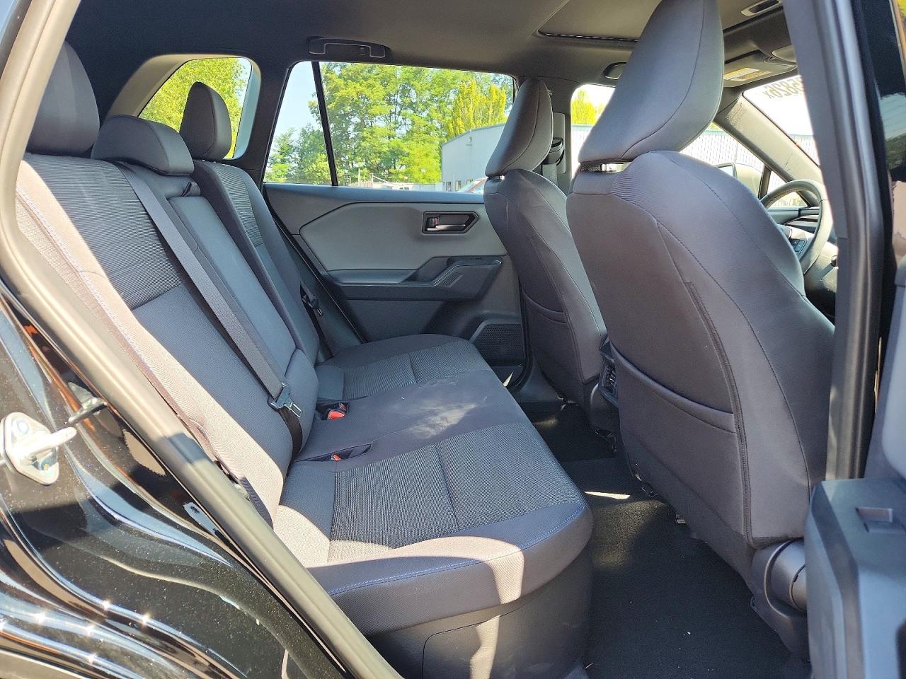 2026 Toyota Rav4 Se Black vin: JTM6CRAV7TJ003394