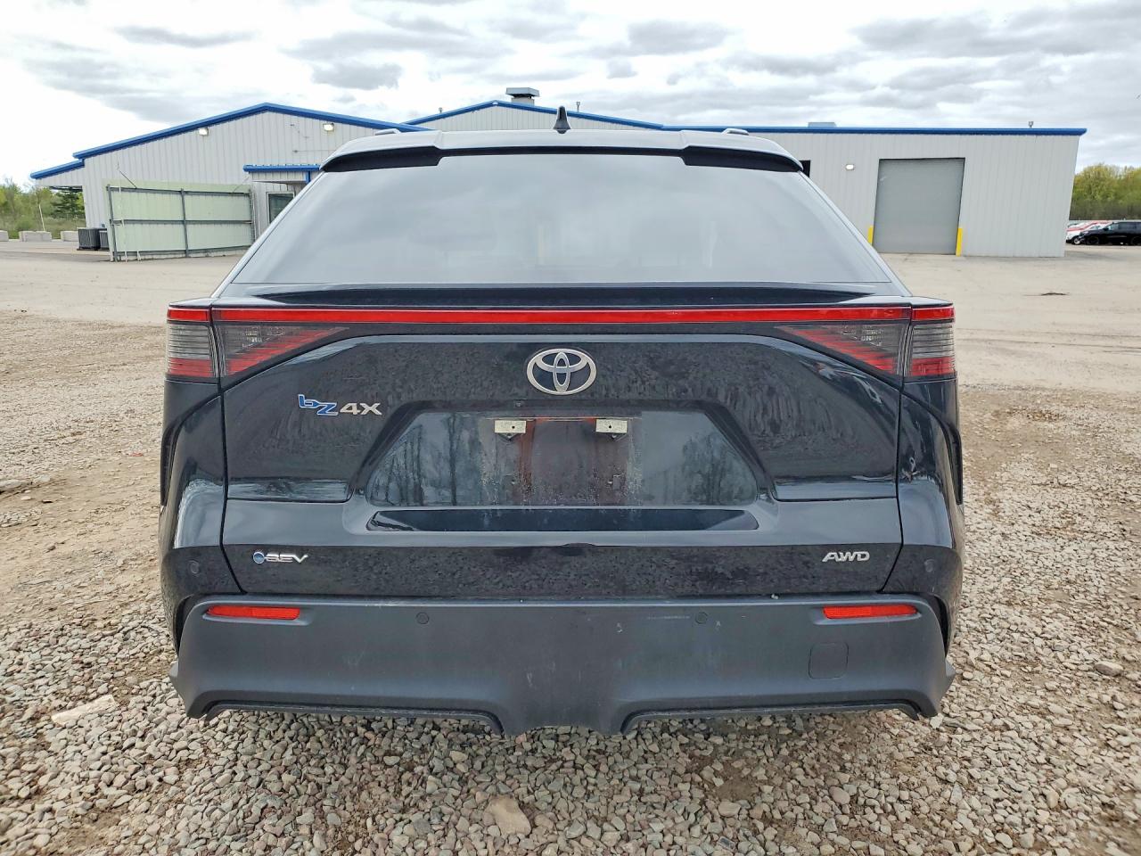 2025 Toyota Bz4x Xle Черный vin: JTMABACA0SA105465