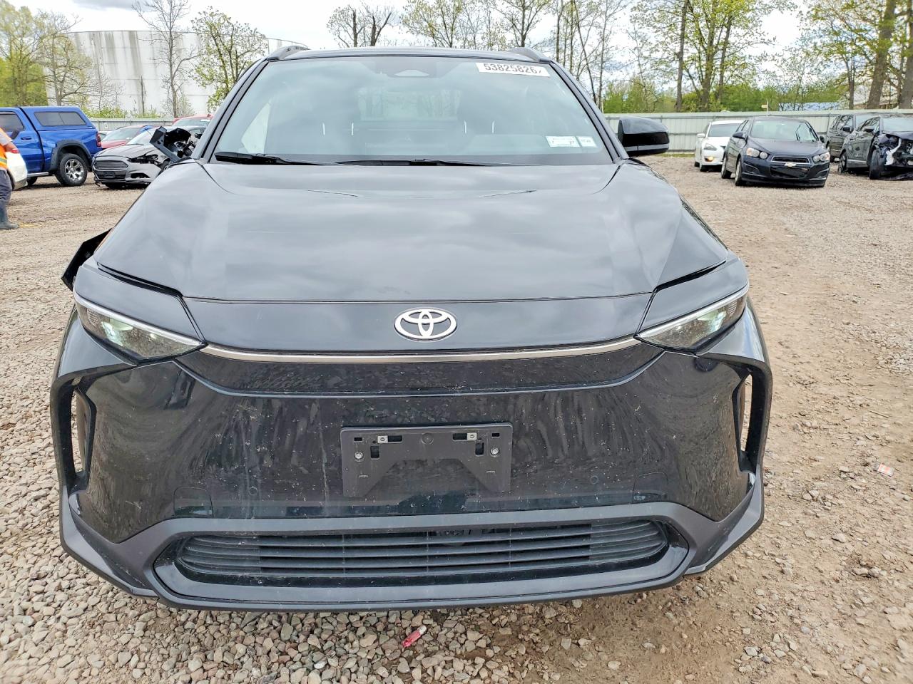 2025 Toyota Bz4x Xle Черный vin: JTMABACA0SA105465