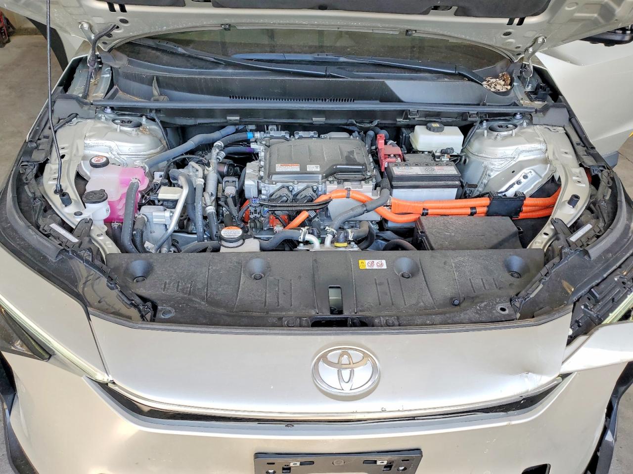 2024 Toyota Bz4x Limited Silver vin: JTMABACA2RA054917