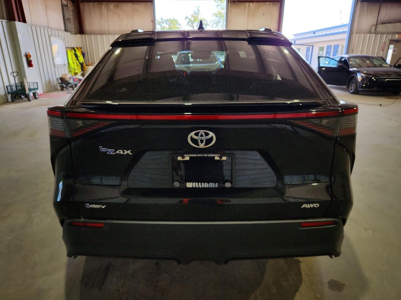 2024 Toyota Bz4x Xle Black vin: JTMABACA2RA087447