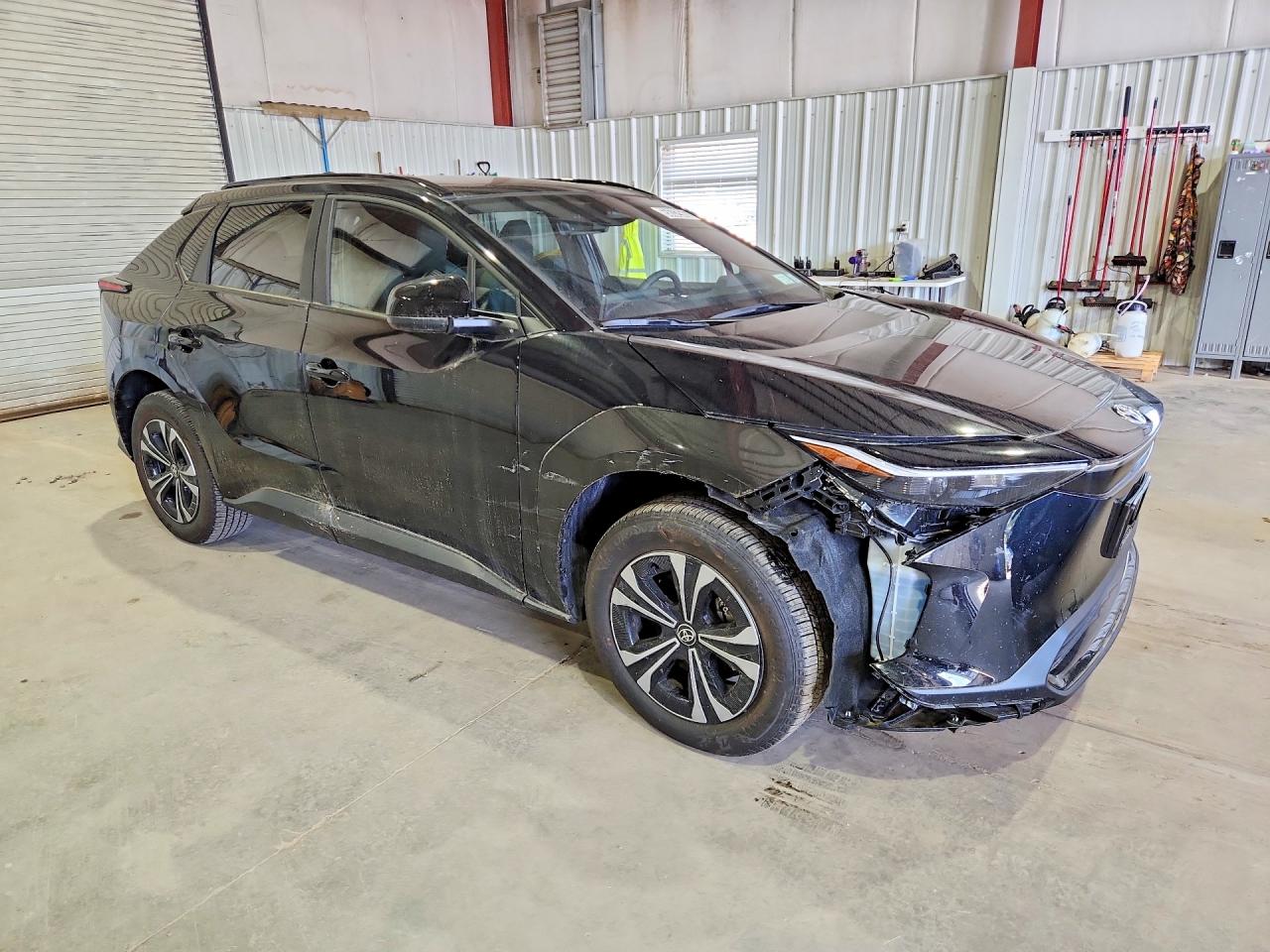 2024 Toyota Bz4x Xle Black vin: JTMABACA2RA087447