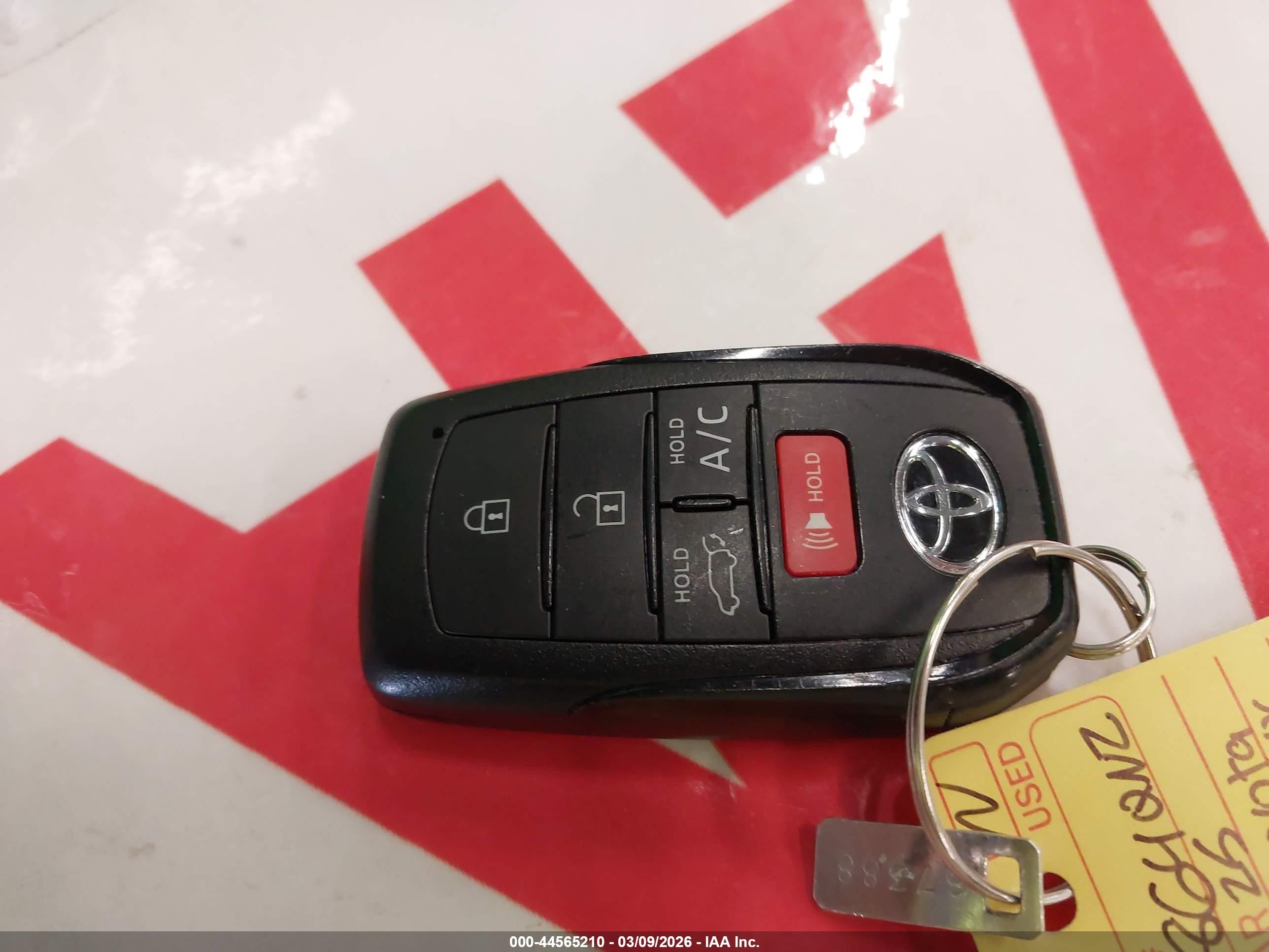 2025 Toyota Bz4x Xle Red vin: JTMABACA3SA093666
