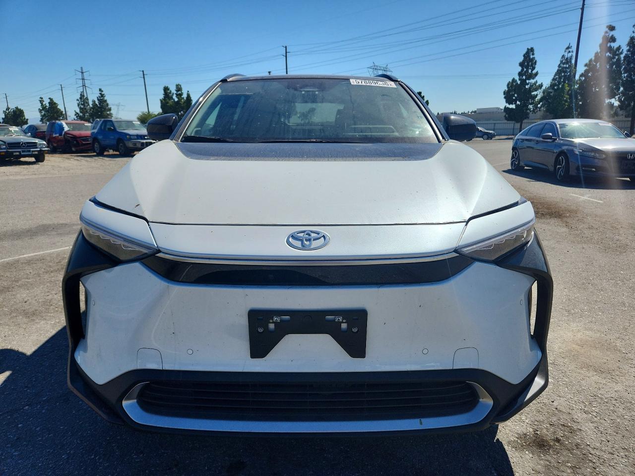 2023 Toyota Bz4x Limited White vin: JTMABACA5PA020872