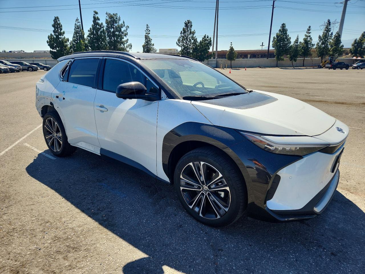 2023 Toyota Bz4x Limited White vin: JTMABACA5PA020872