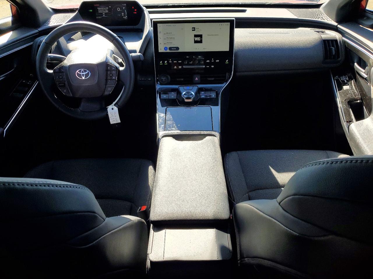 2024 Toyota Bz4x Xle Red vin: JTMABACA9RA075750