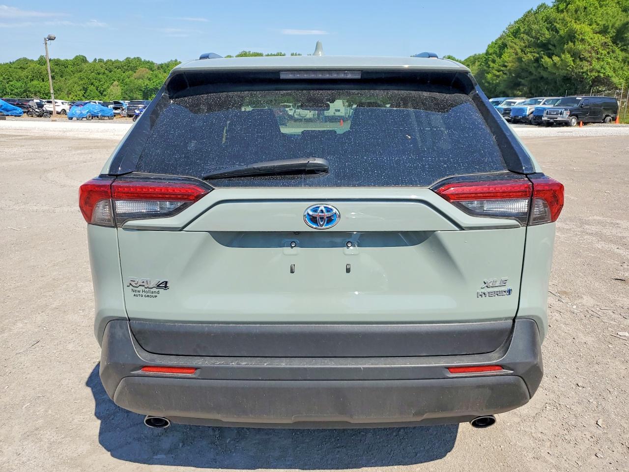 2021 Toyota Rav4 Hybrid Xle Premium Blue vin: JTMB6RFV3MD516284