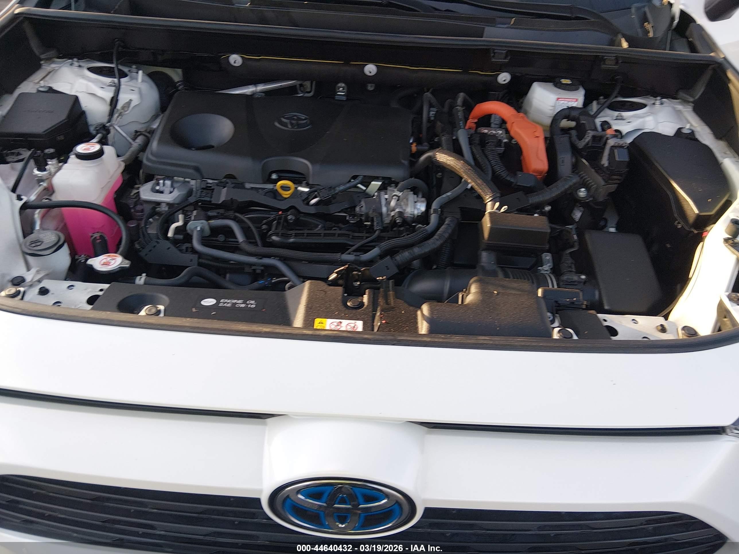 2022 Toyota Rav4 Hybrid Xle Premium White vin: JTMB6RFV5ND077378