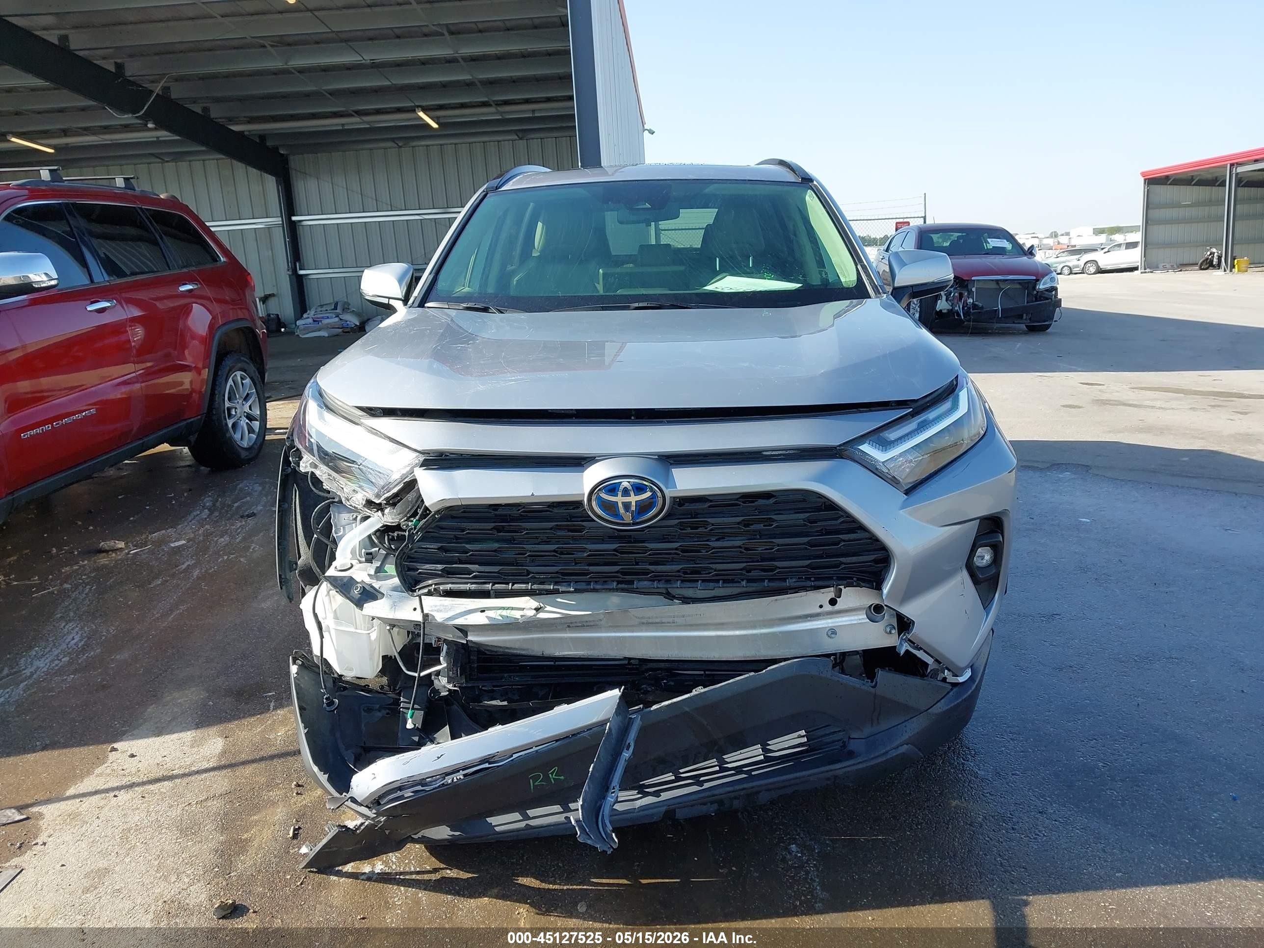 2023 Toyota Rav4 Hybrid Xle Premium Silver vin: JTMB6RFV5PD542048
