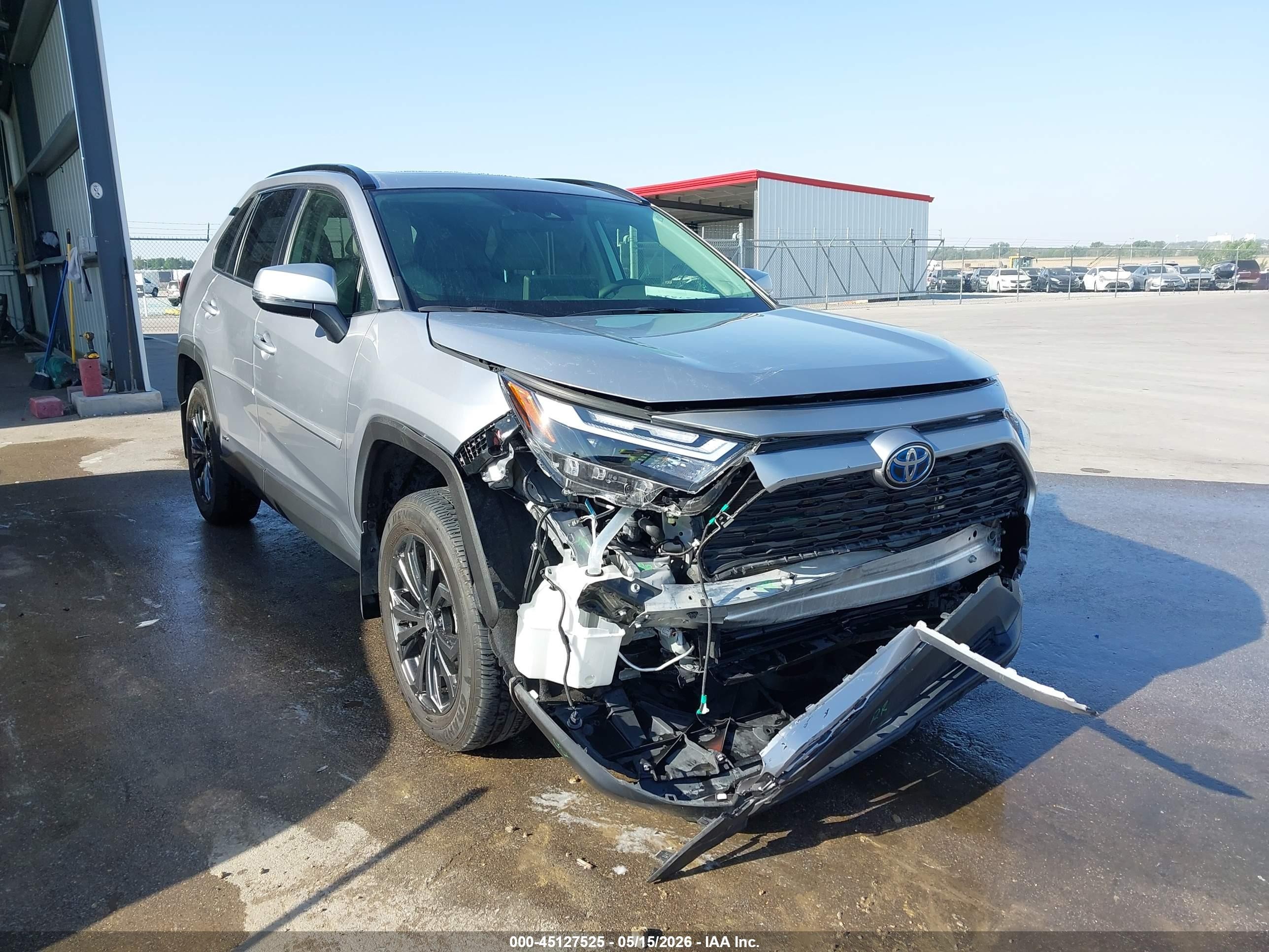 2023 Toyota Rav4 Hybrid Xle Premium Silver vin: JTMB6RFV5PD542048