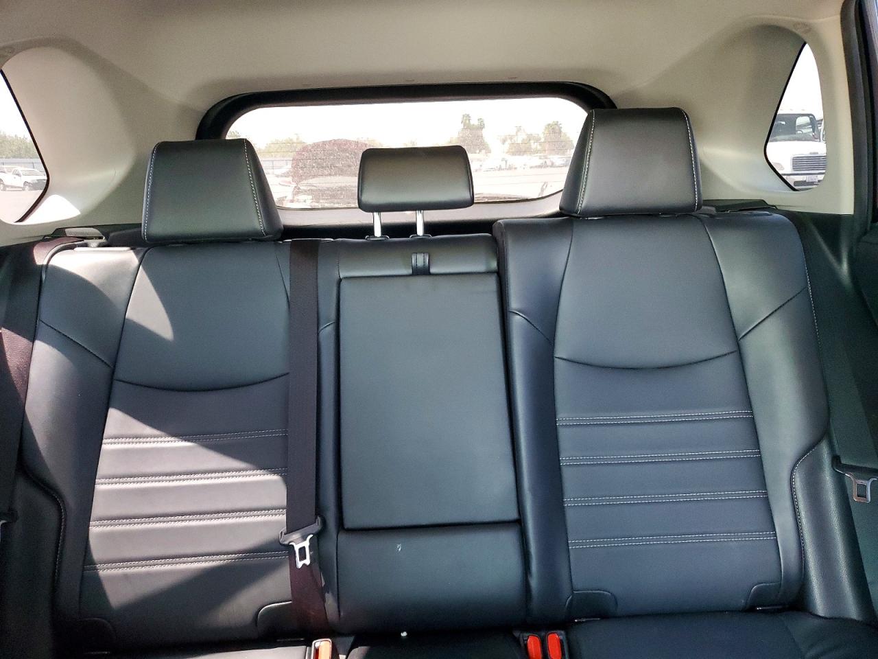 2023 Toyota Rav4 Xle Premium Black vin: JTMB6RFV6PD094290