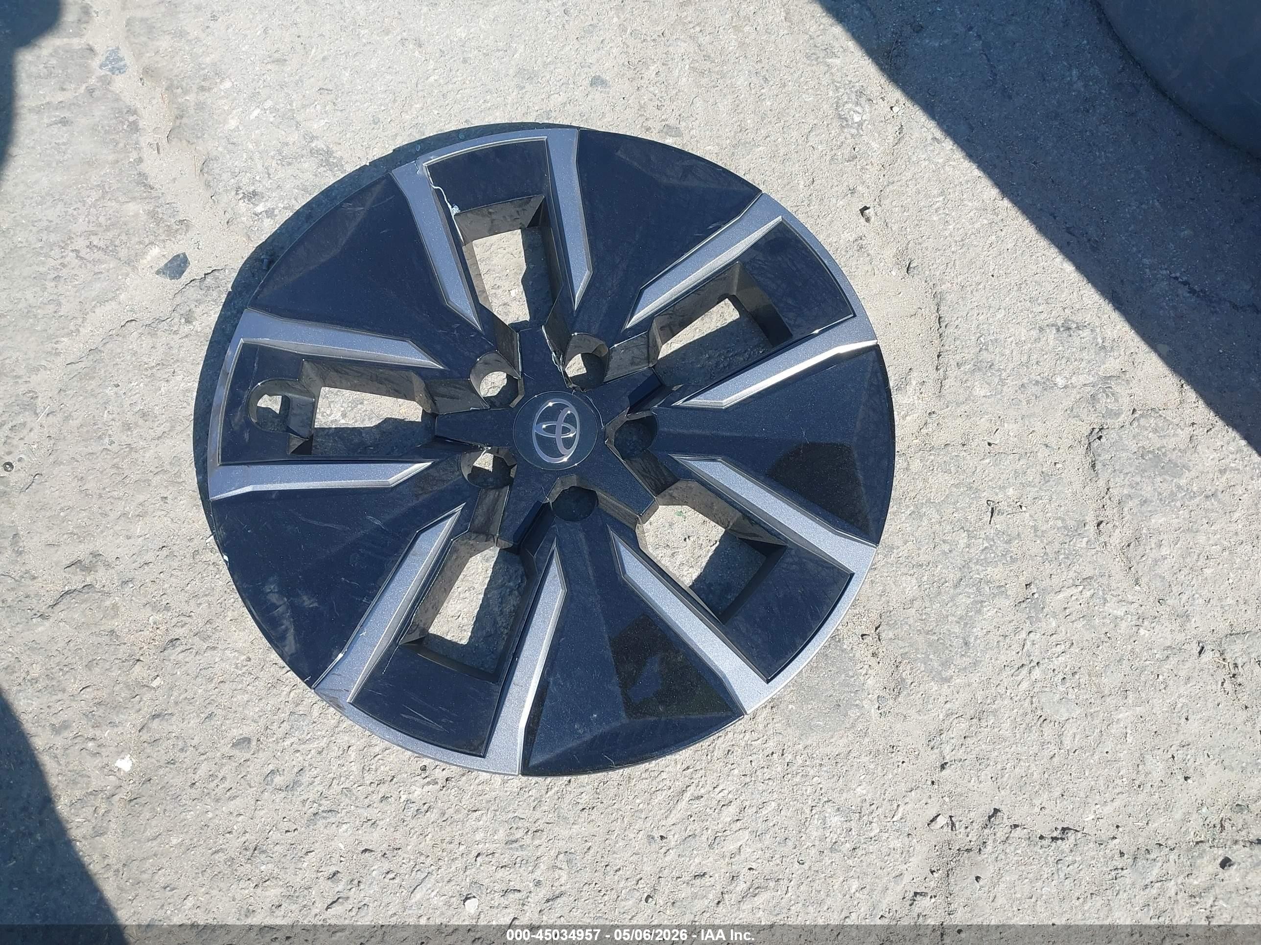 2026 Toyota Bz Xle Plus Белый vin: JTMBCAEB6TJ011907