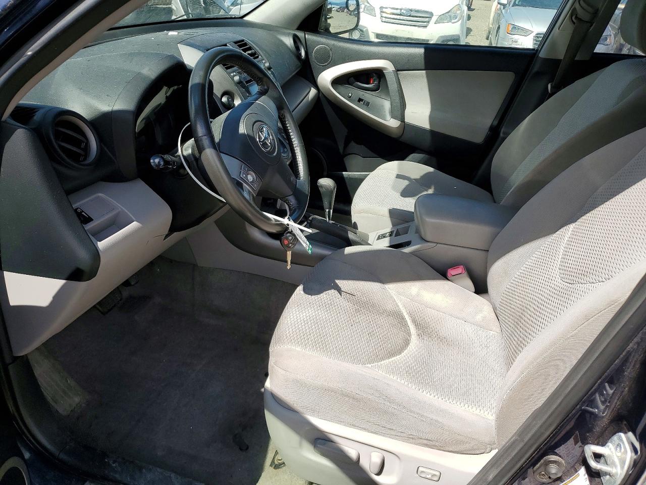 2006 Toyota Rav4 Limited Blue vin: JTMBD31V065004215