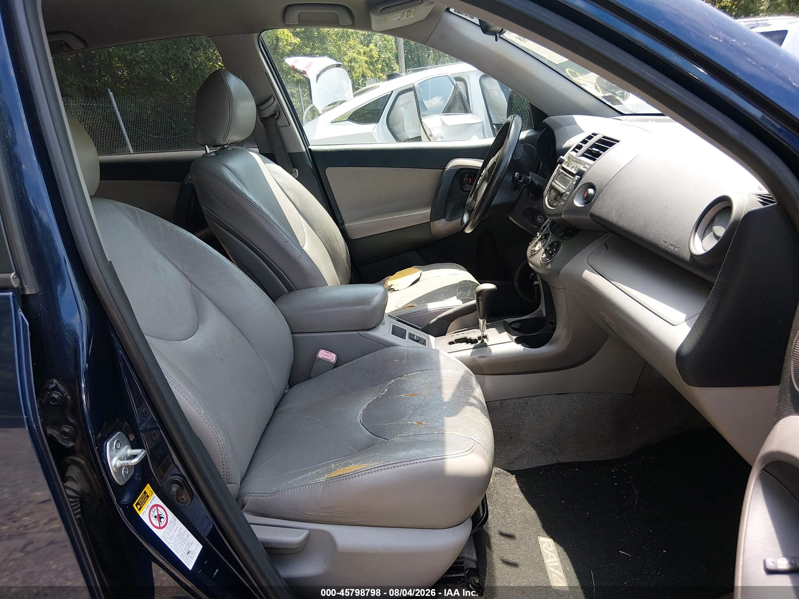 2006 Toyota Rav4 Limited Blue vin: JTMBD31V065021631