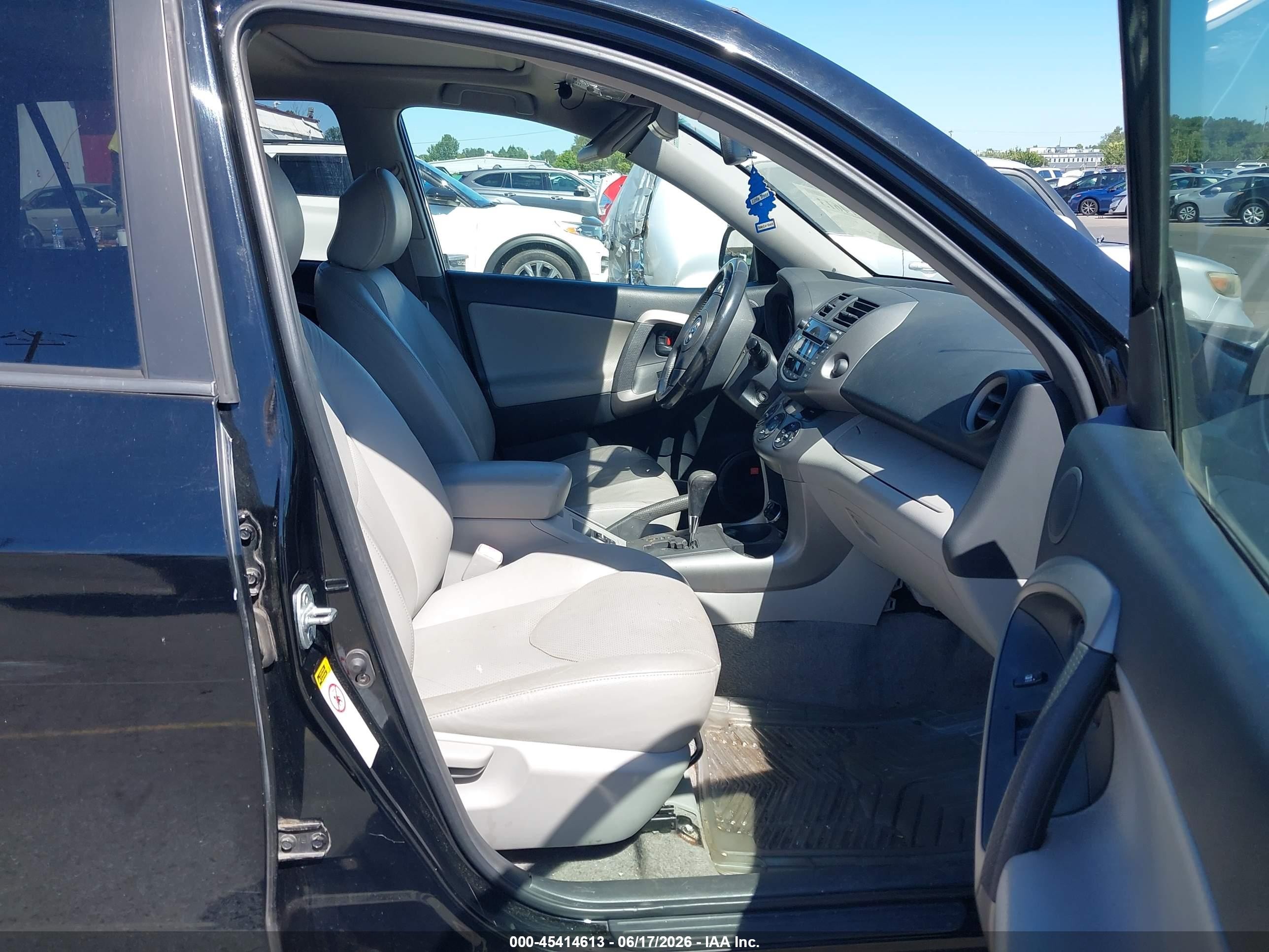 2006 Toyota Rav4 Limited Black vin: JTMBD31V065042205
