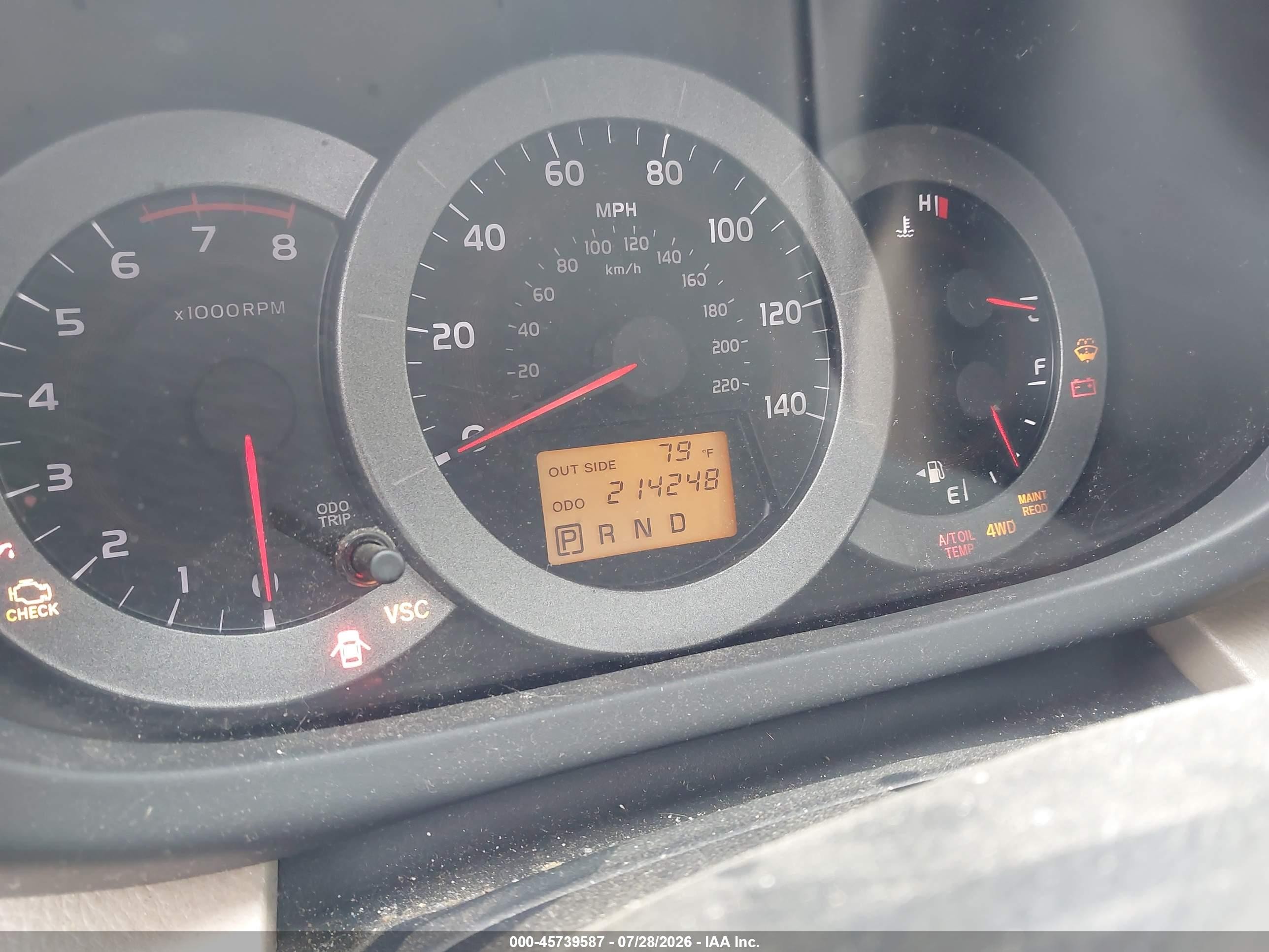 2007 Toyota Rav4 Limited Red vin: JTMBD31V075070698