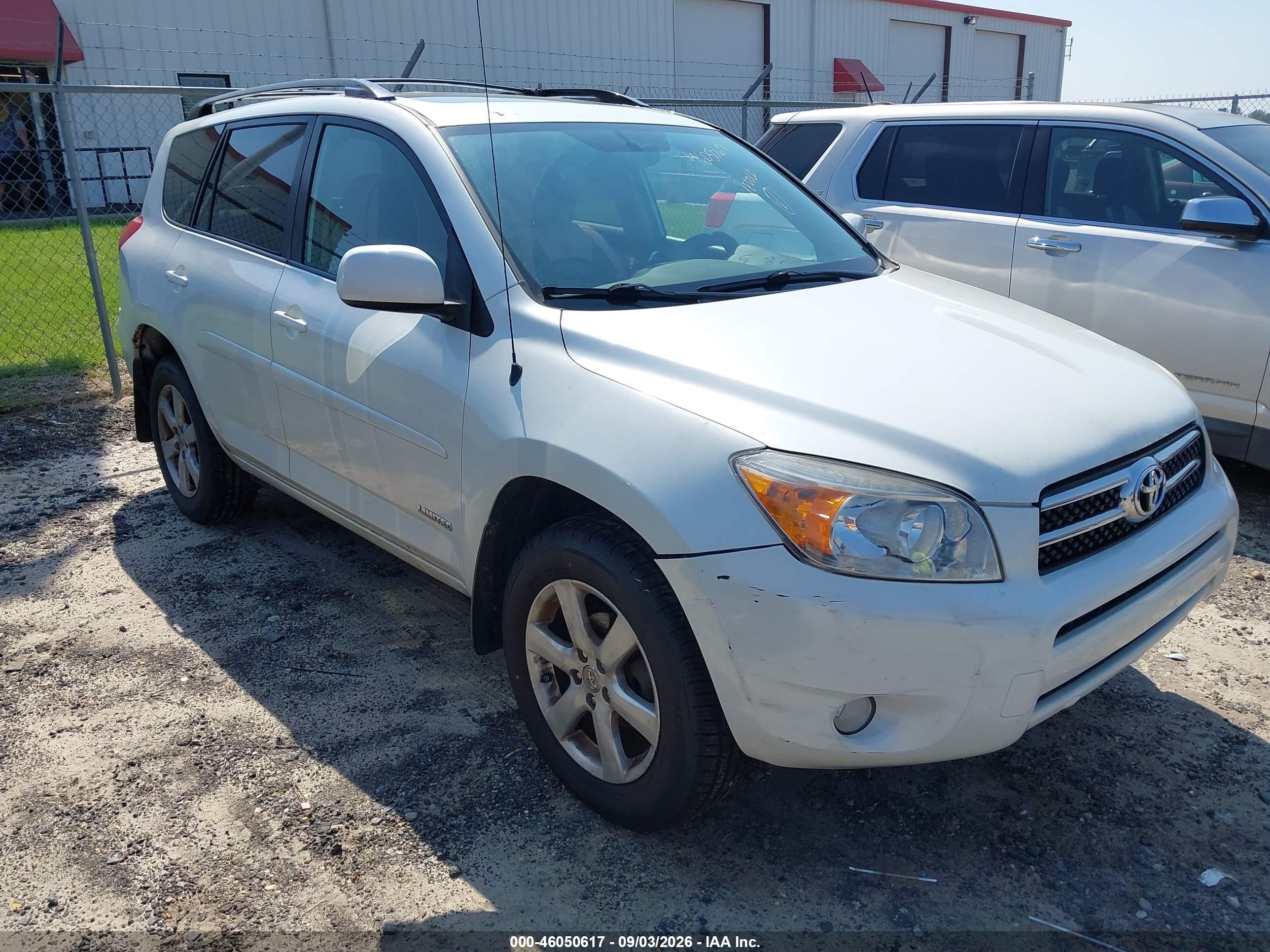 2007 Toyota Rav4 Limited White vin: JTMBD31V075092958