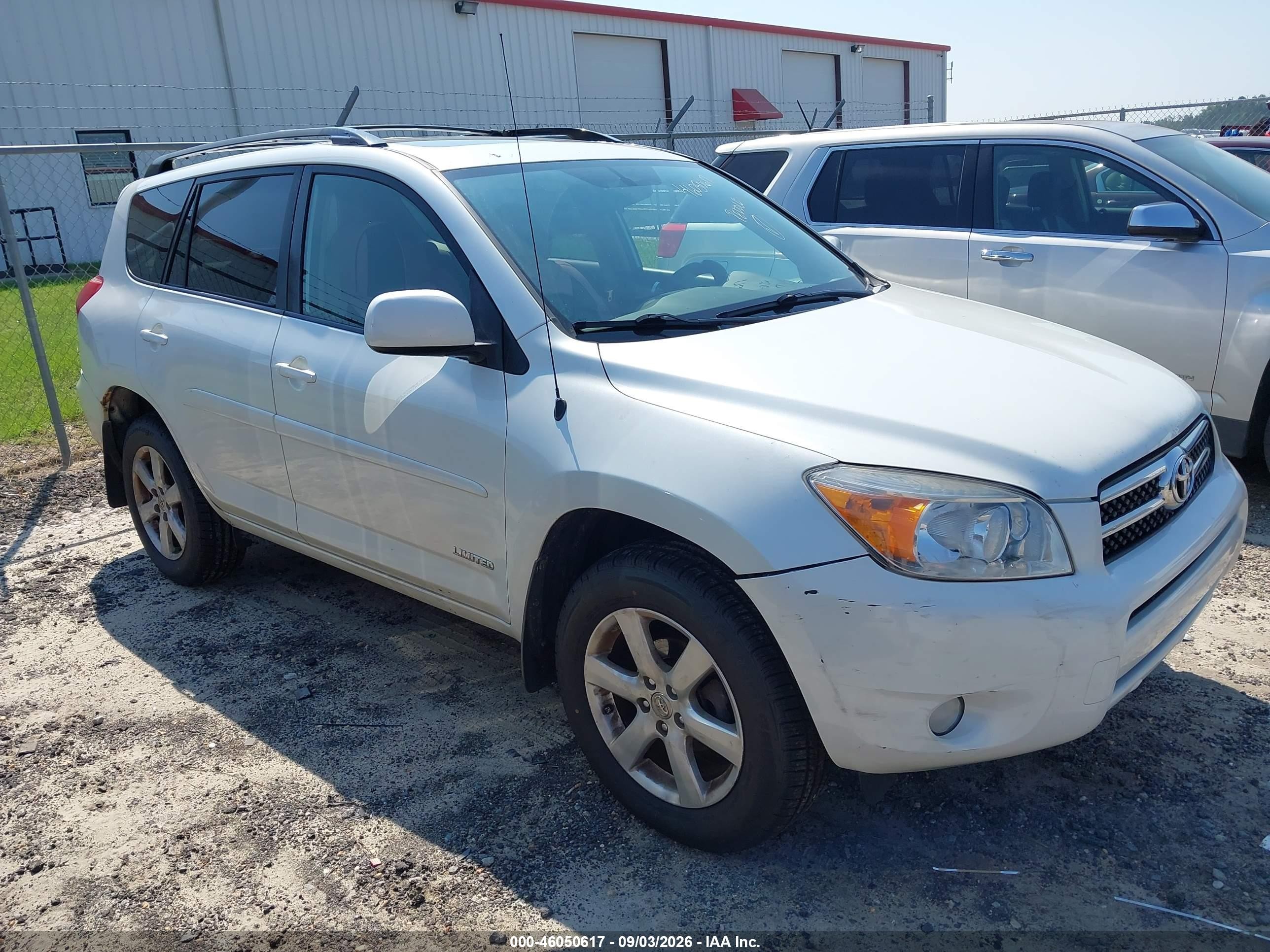 2007 Toyota Rav4 Limited White vin: JTMBD31V075092958