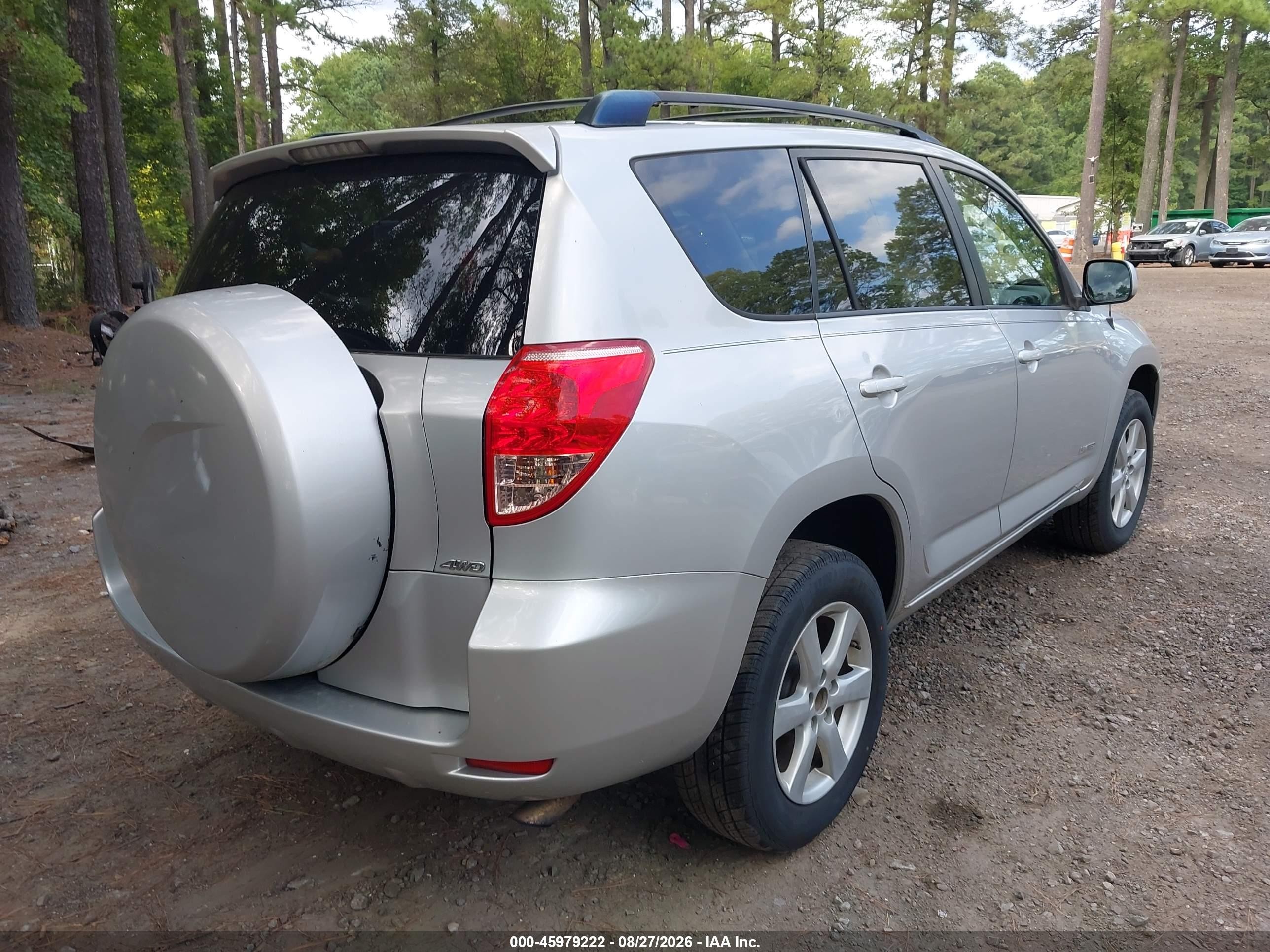 2007 Toyota Rav4 Limited Silver vin: JTMBD31V075101528