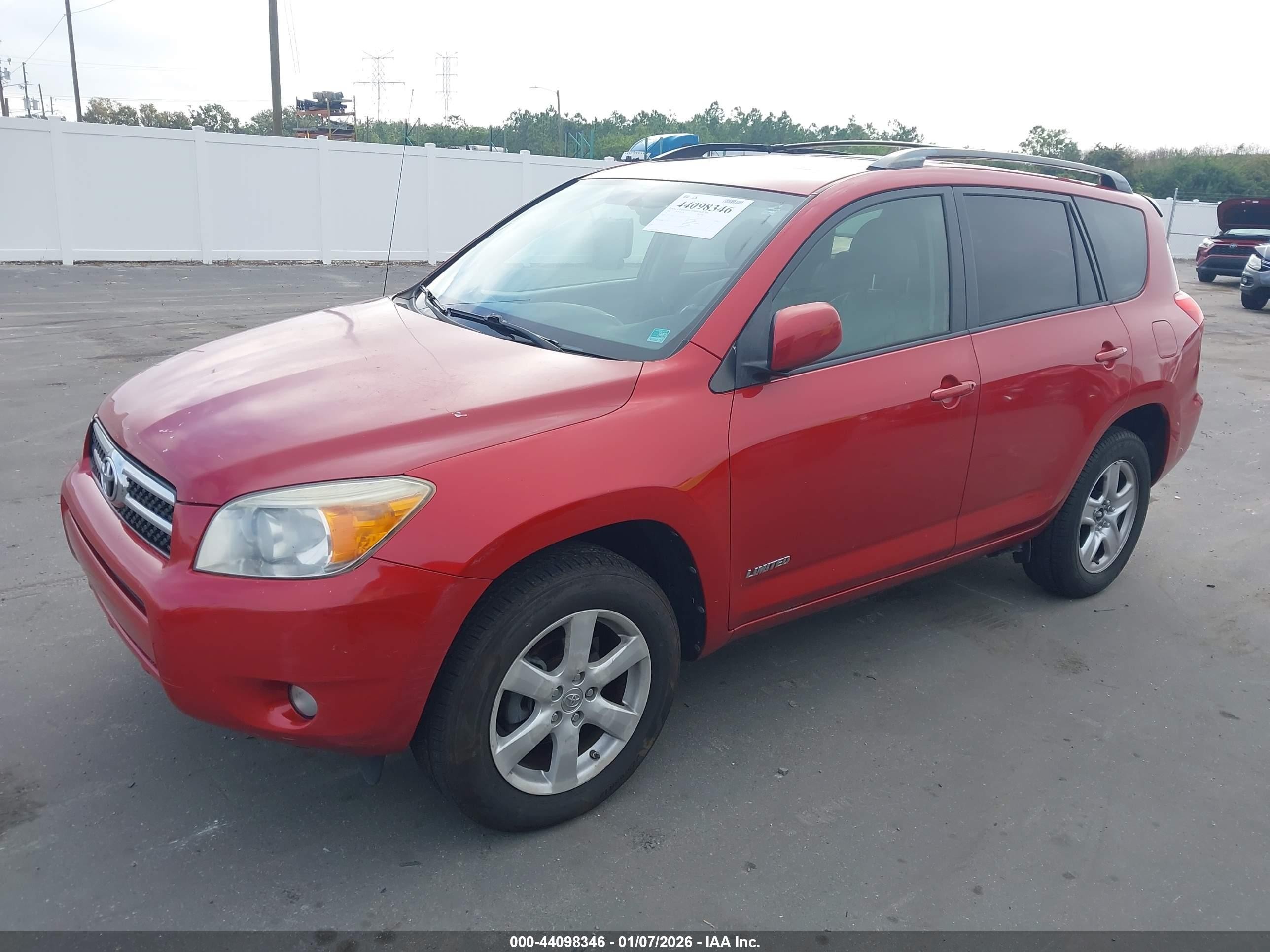 2008 Toyota Rav4 Limited Red vin: JTMBD31V085203042